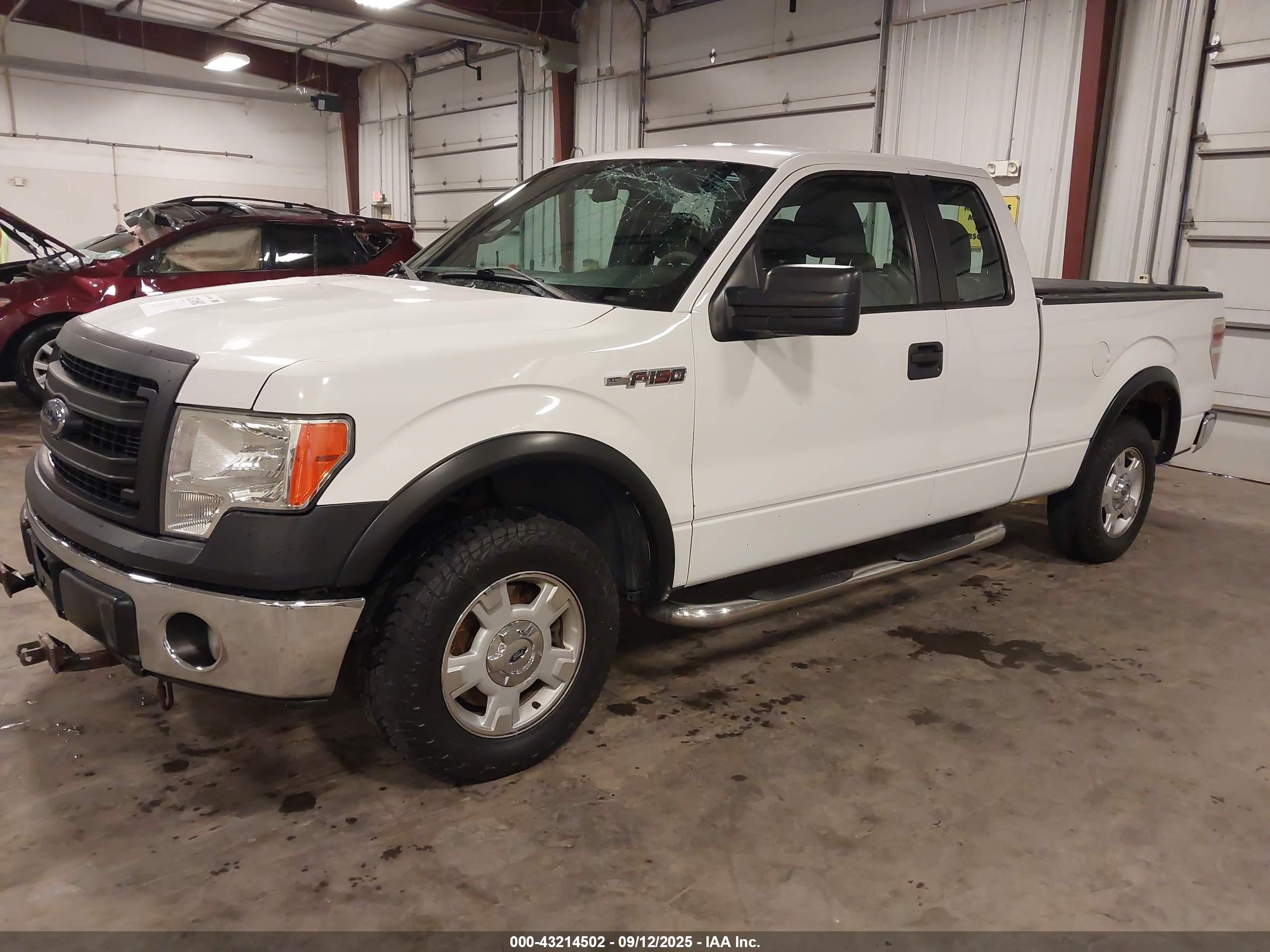FORD F-150 image 2