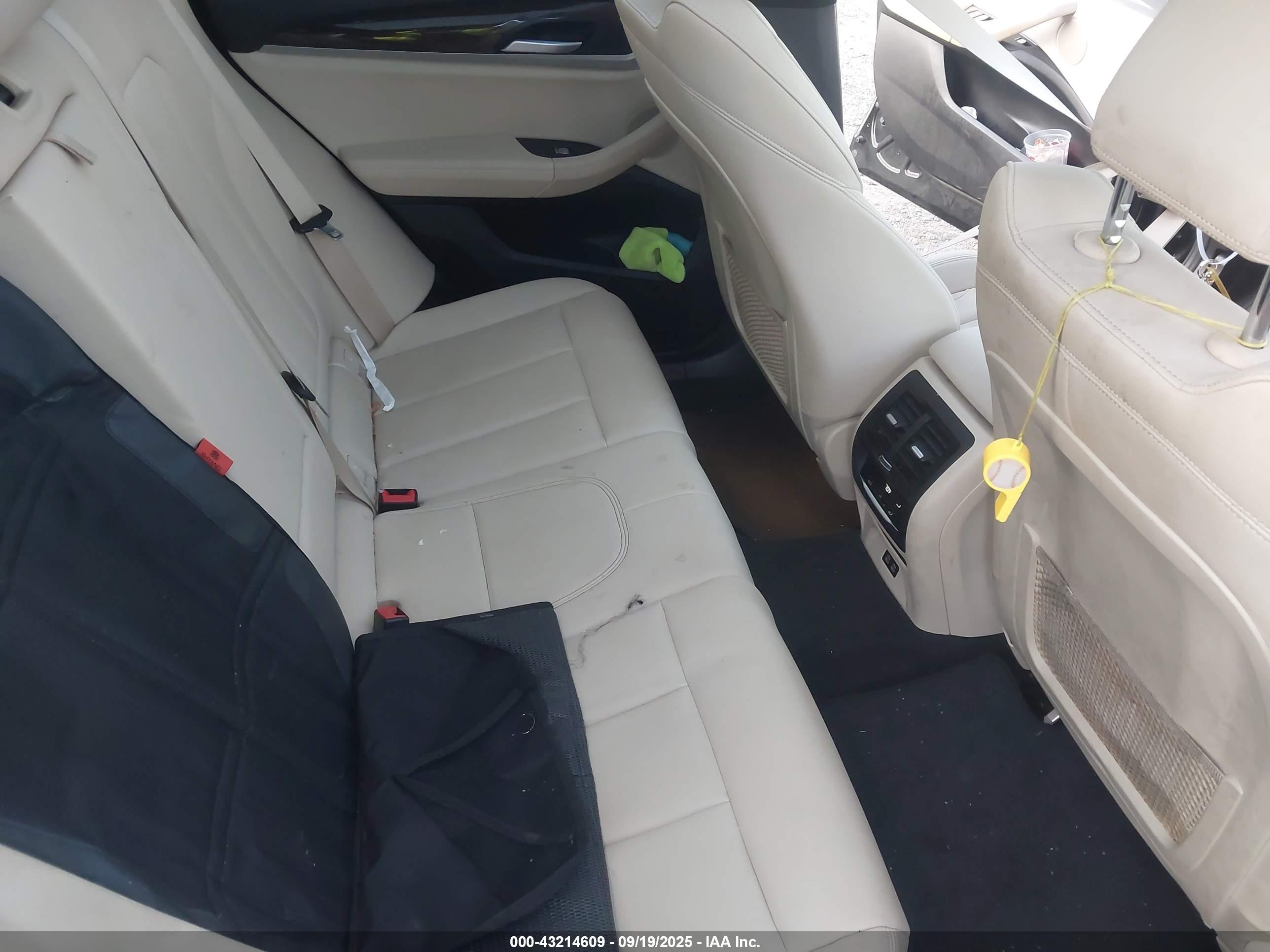 BMW X3 image 8