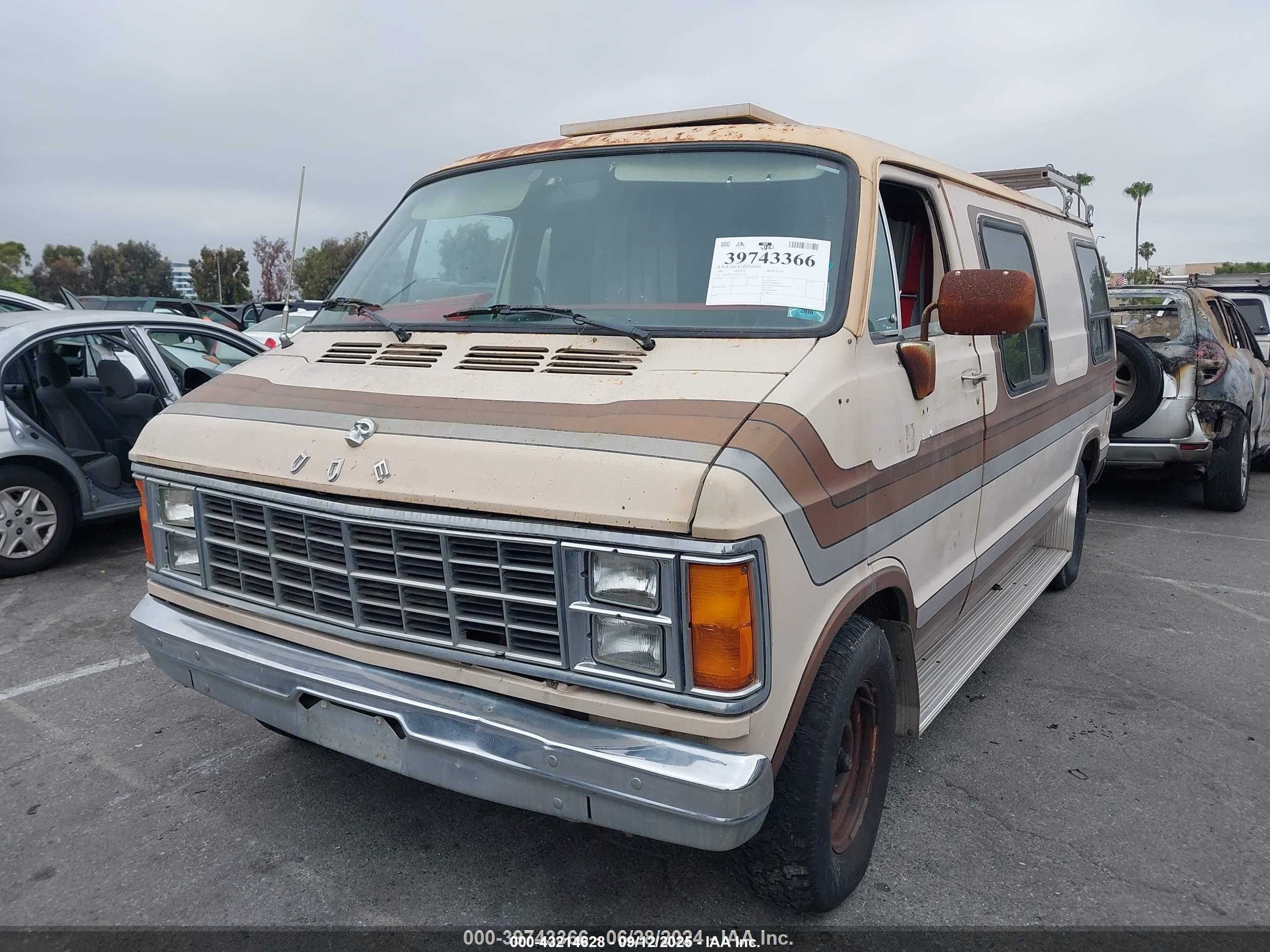 DODGE RAM image 2