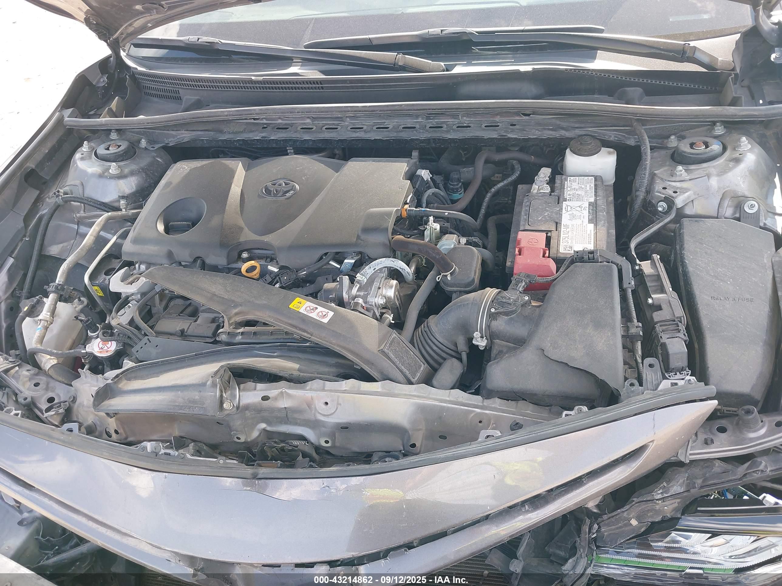 TOYOTA CAMRY image 10