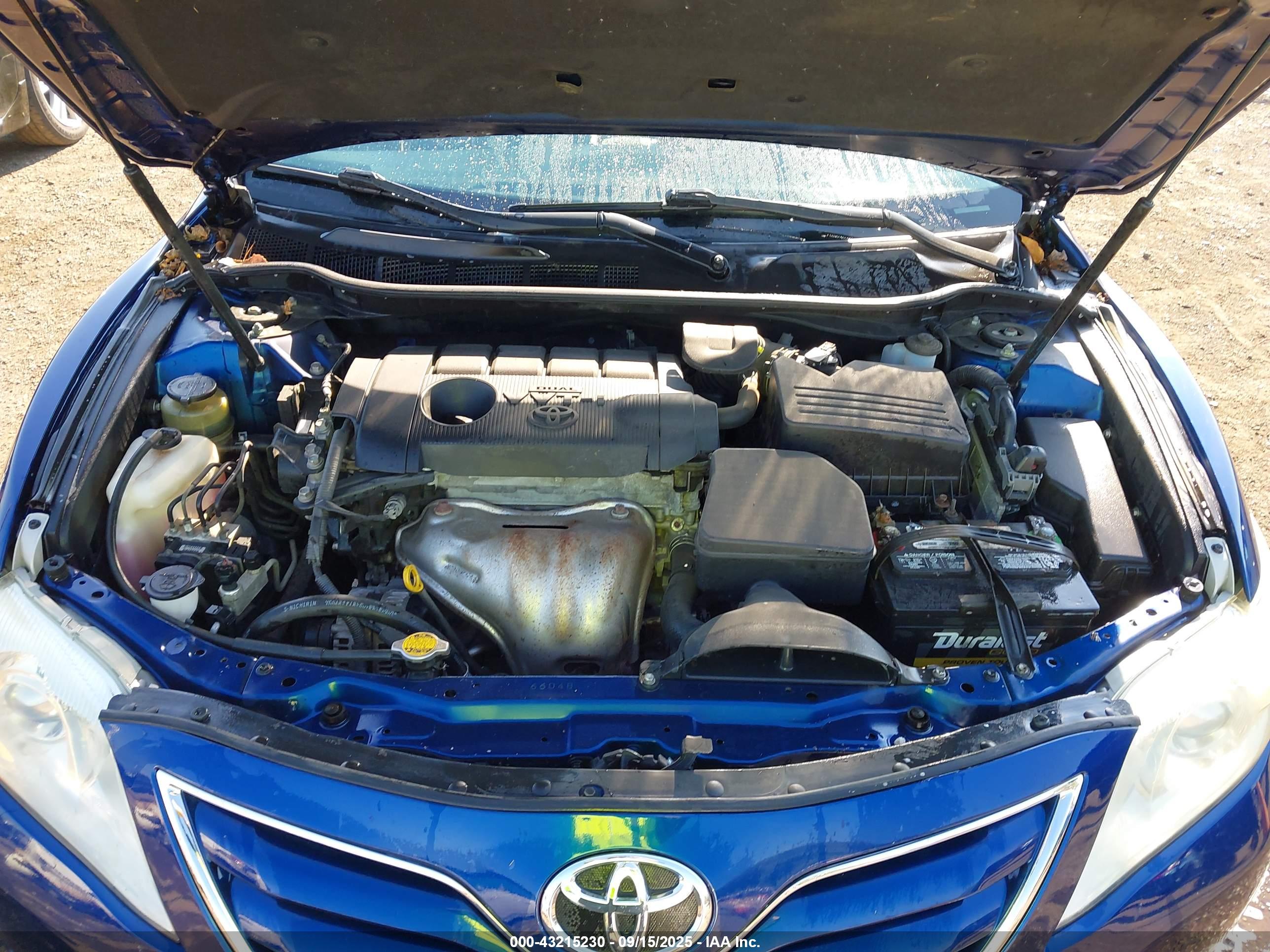 TOYOTA CAMRY image 10
