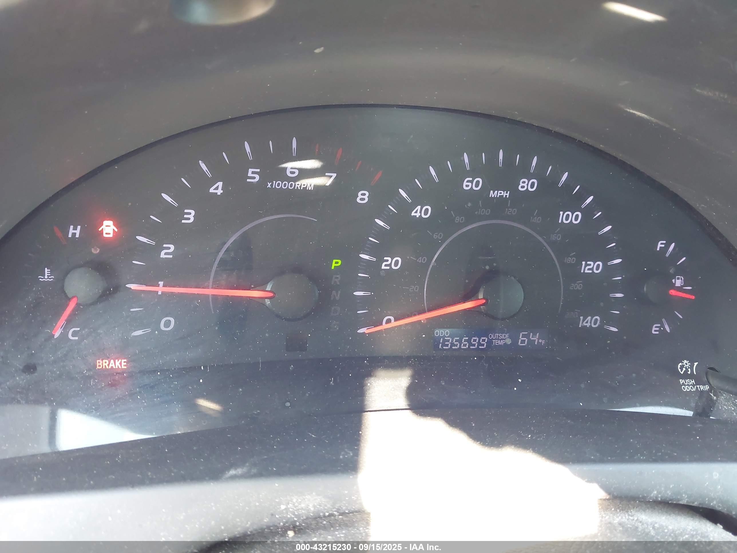 TOYOTA CAMRY image 7