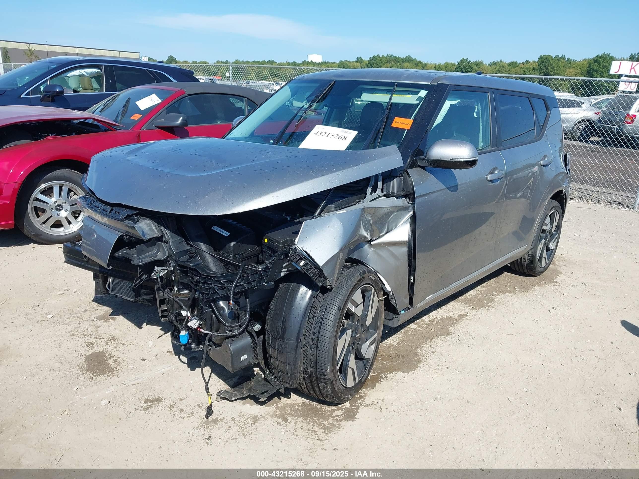 KIA SOUL image 2
