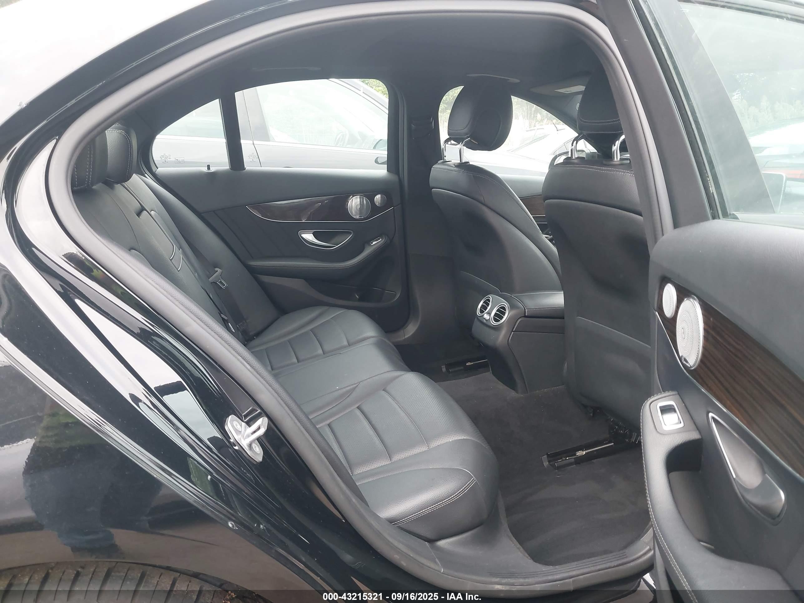MERCEDES-BENZ C image 8