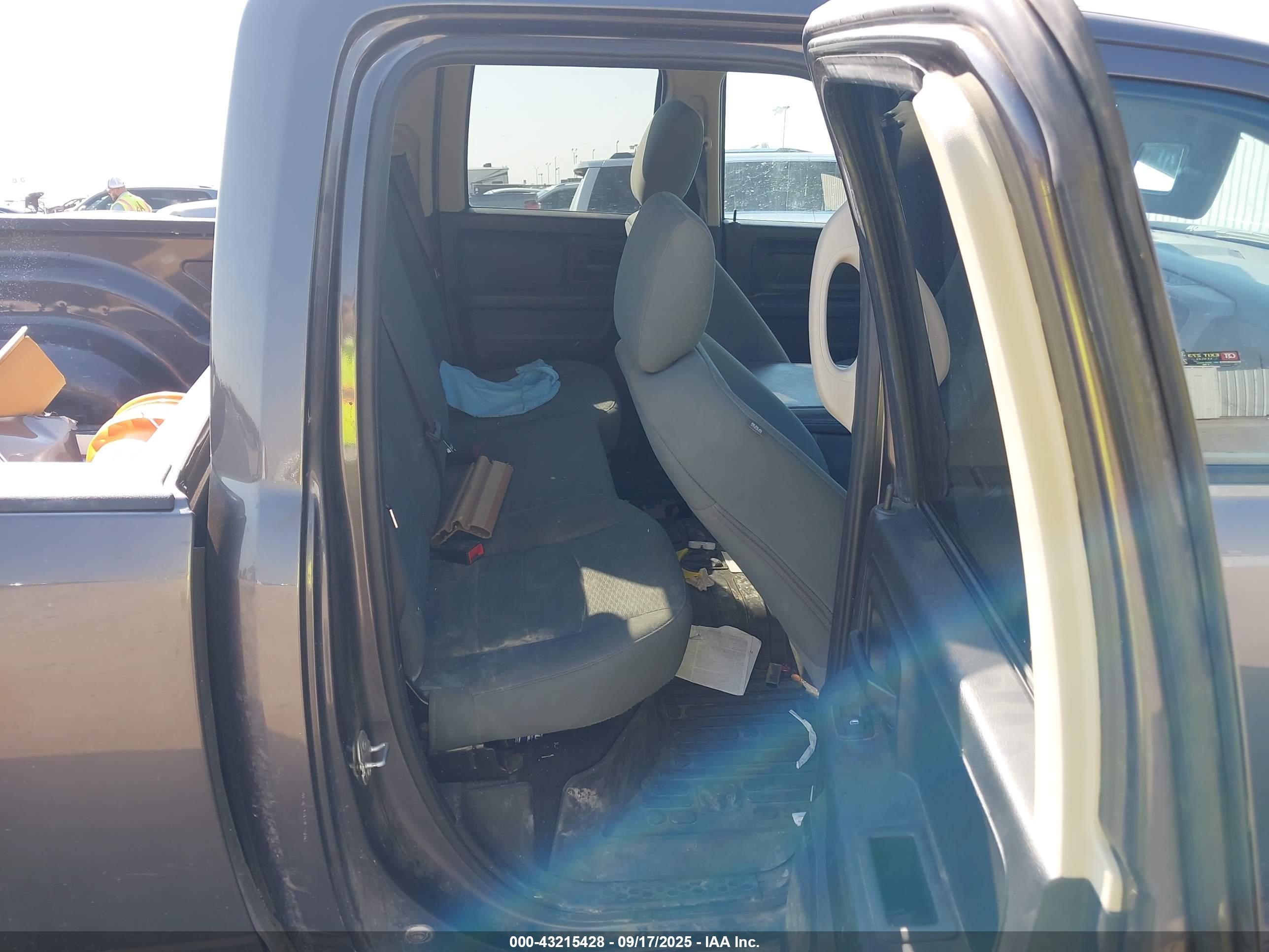 RAM 1500 image 8