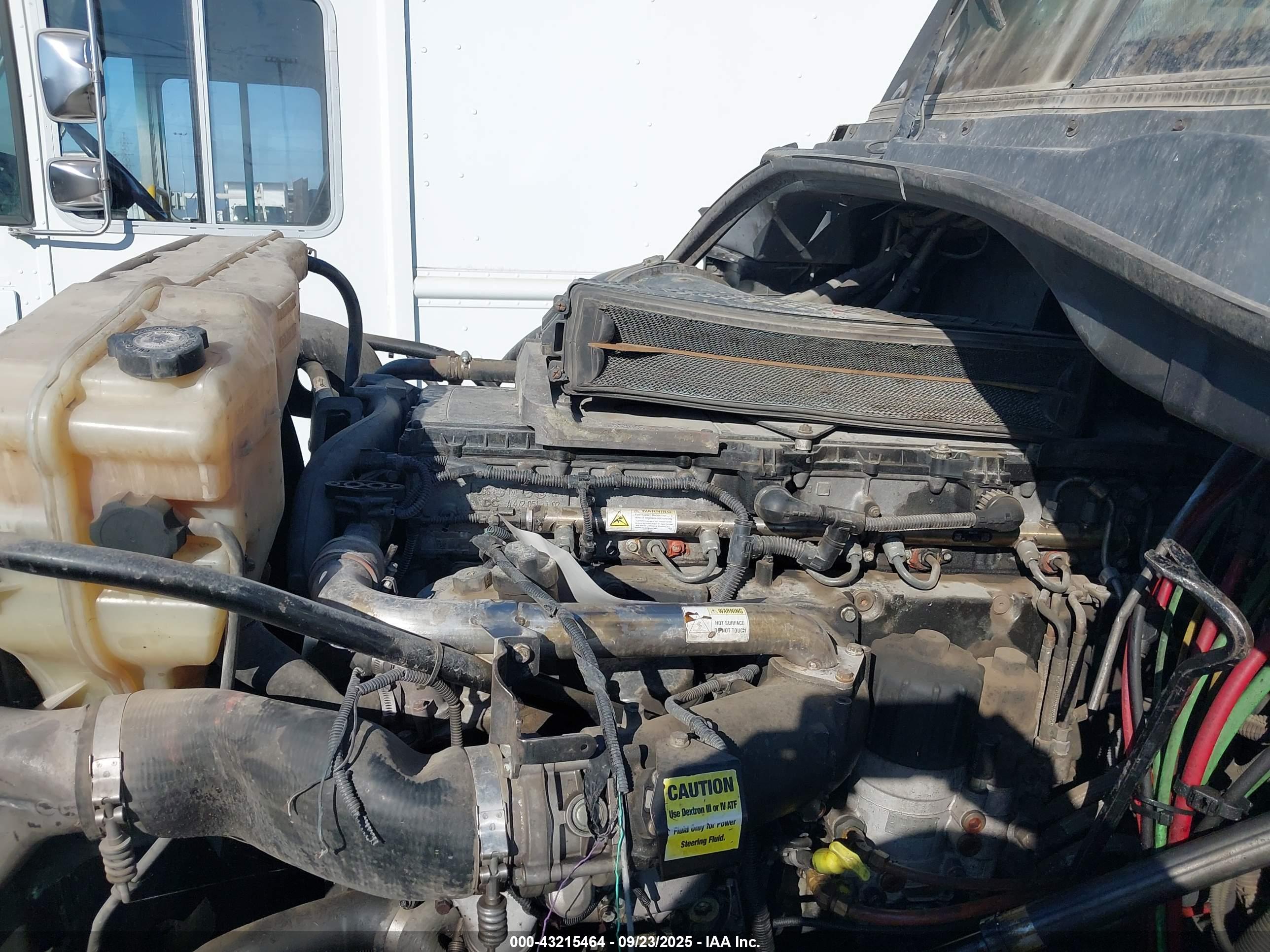 FREIGHTLINER CASCADIA image 10