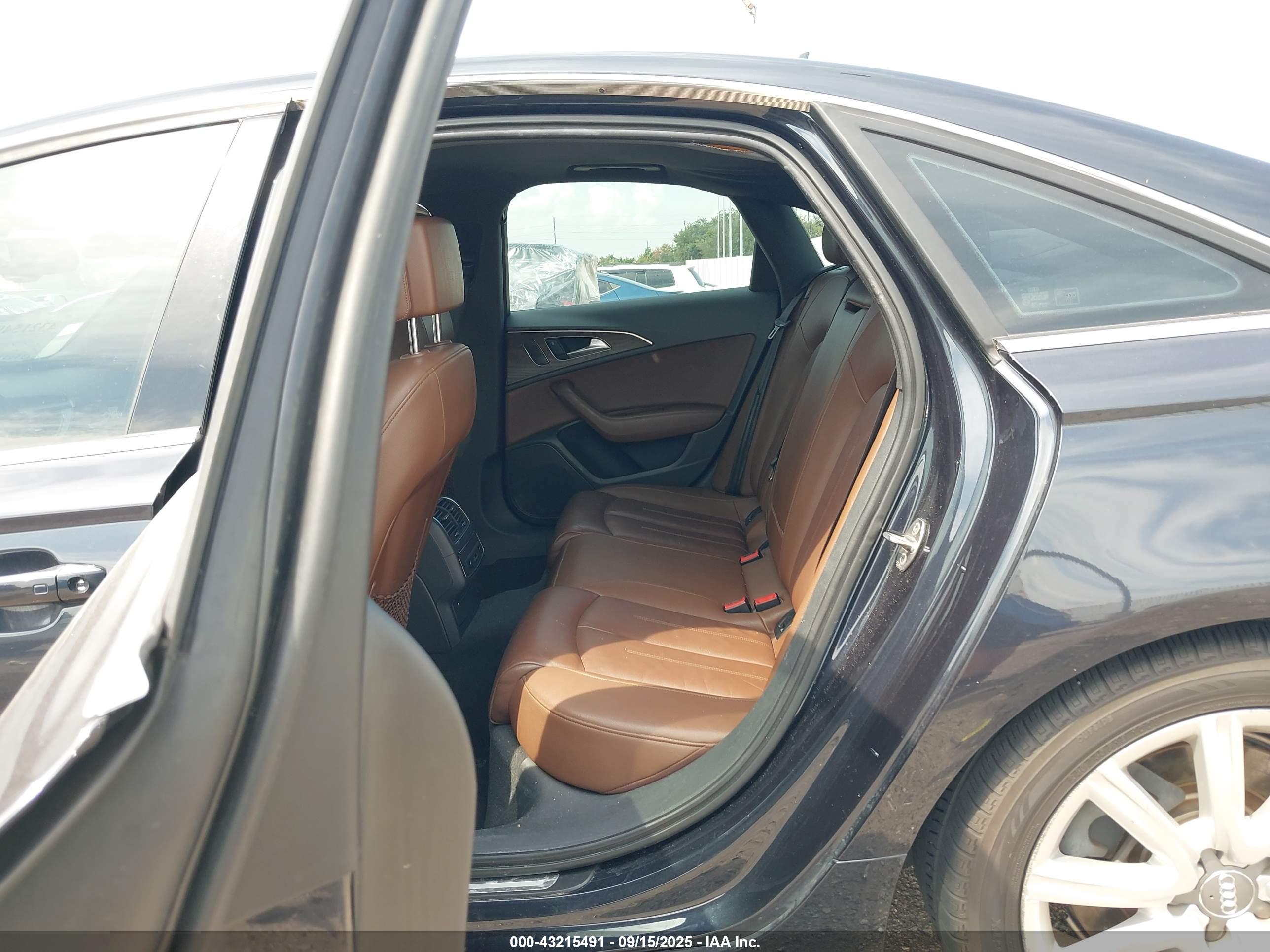 AUDI A6 image 8