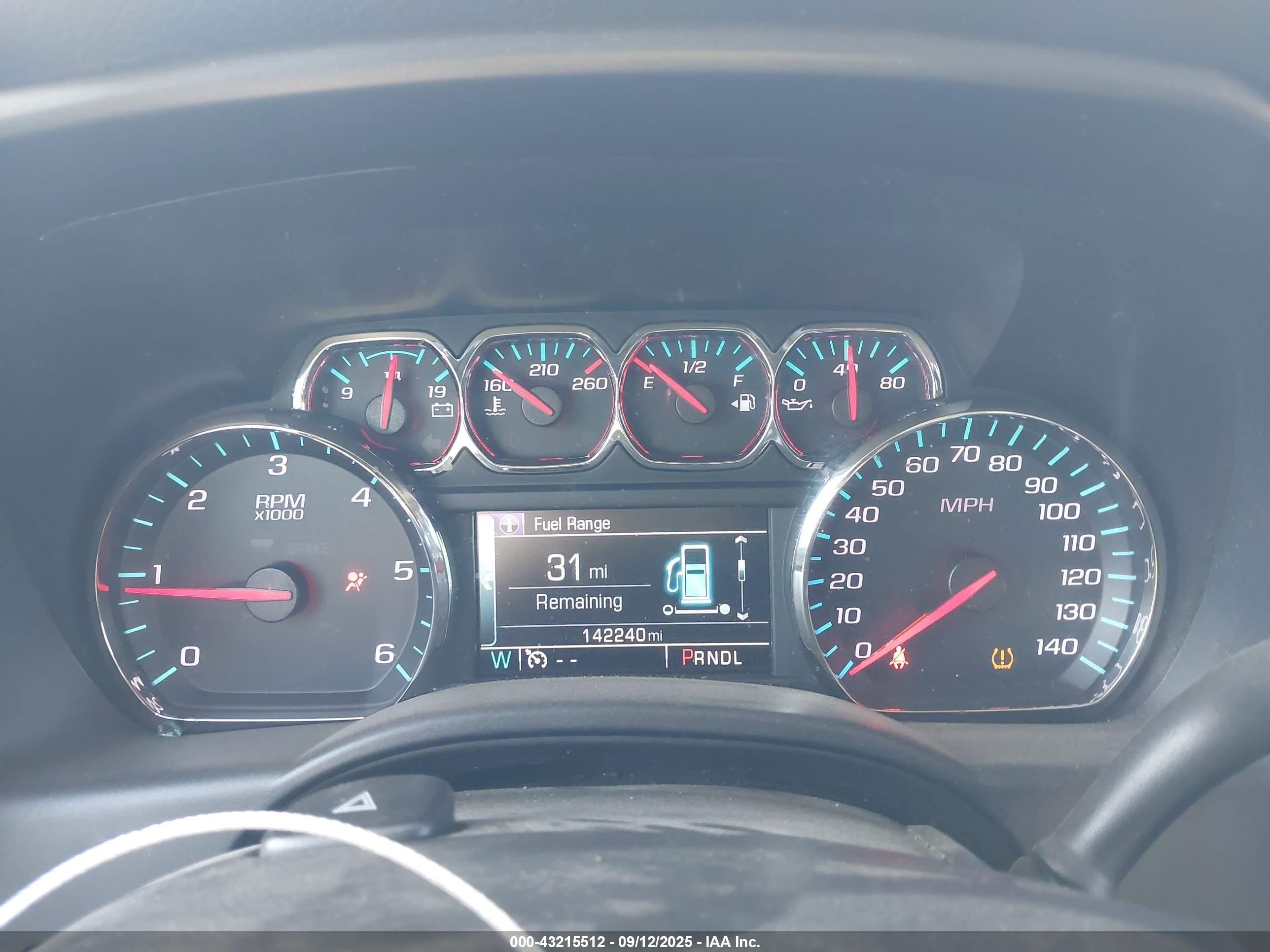 CHEVROLET SILVERADO image 7