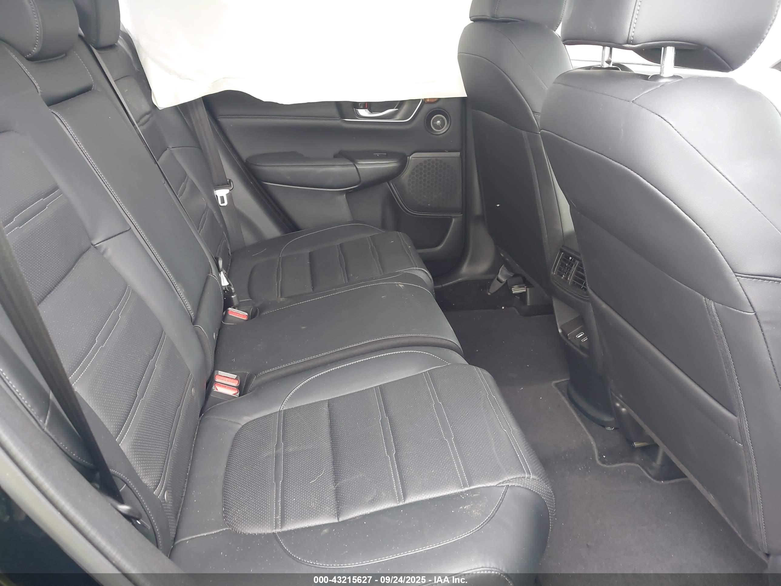 HONDA CR-V image 8