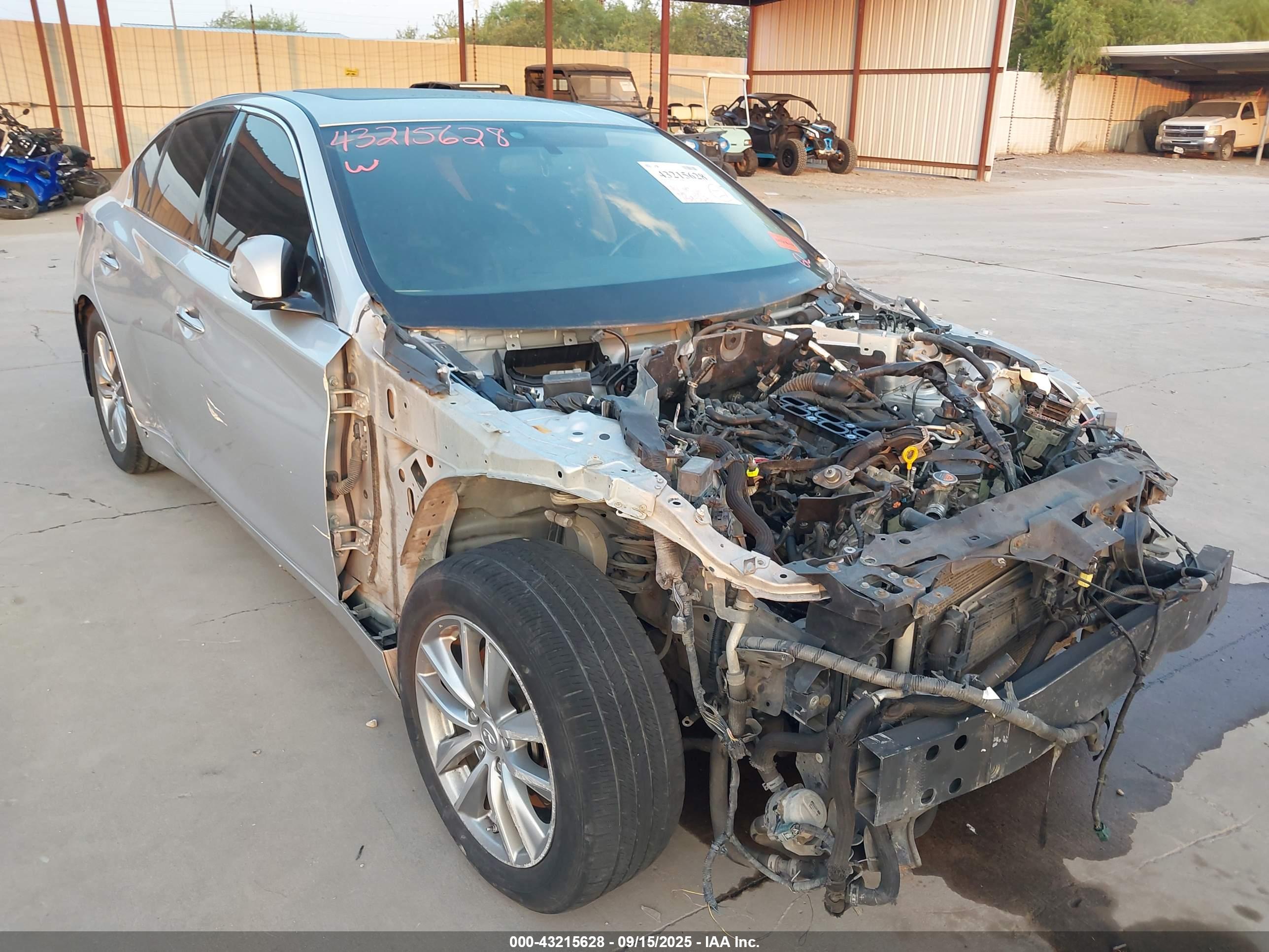 INFINITI Q50 image 6