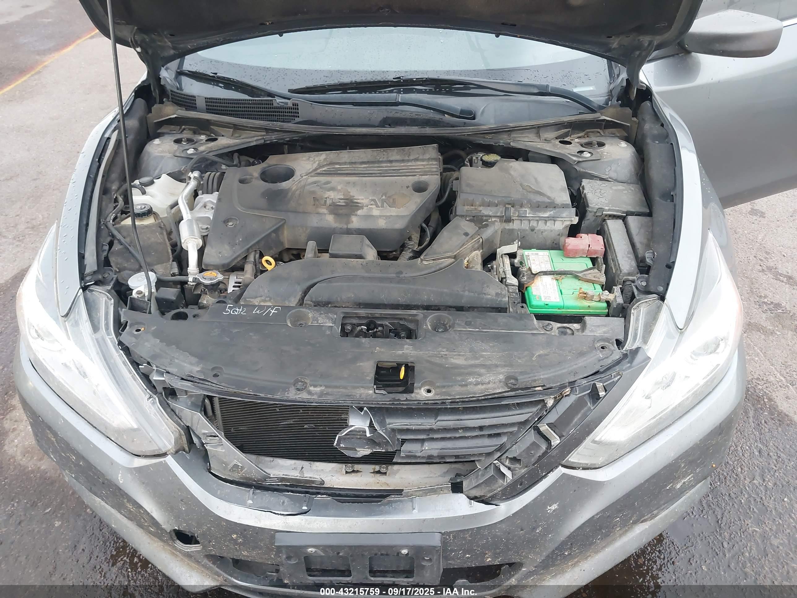 NISSAN ALTIMA image 10