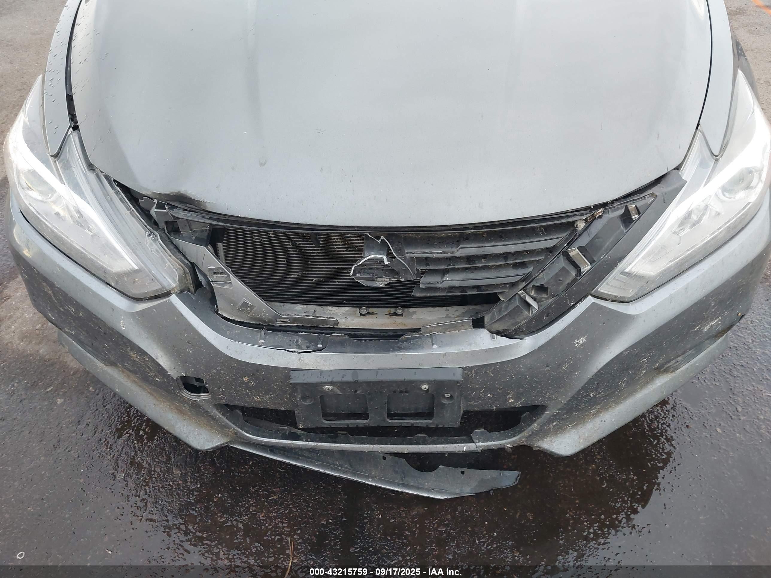 NISSAN ALTIMA image 6