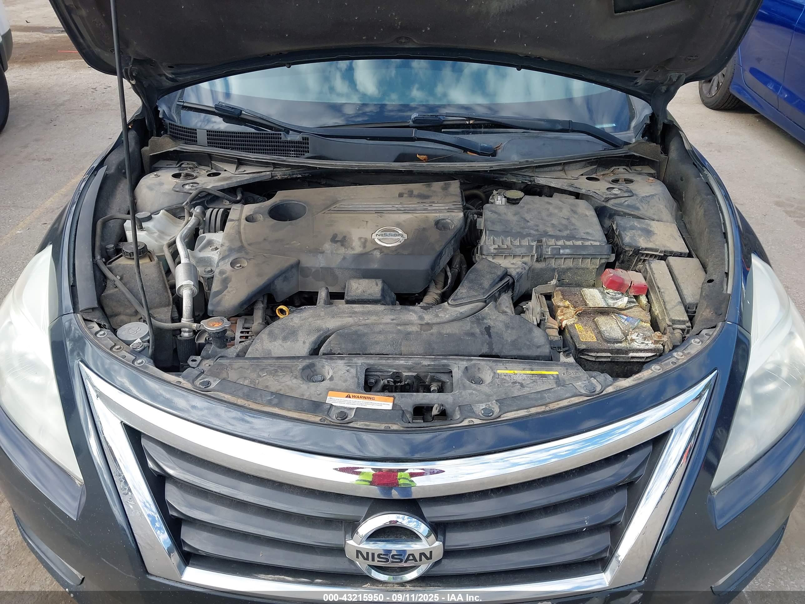 NISSAN ALTIMA image 10