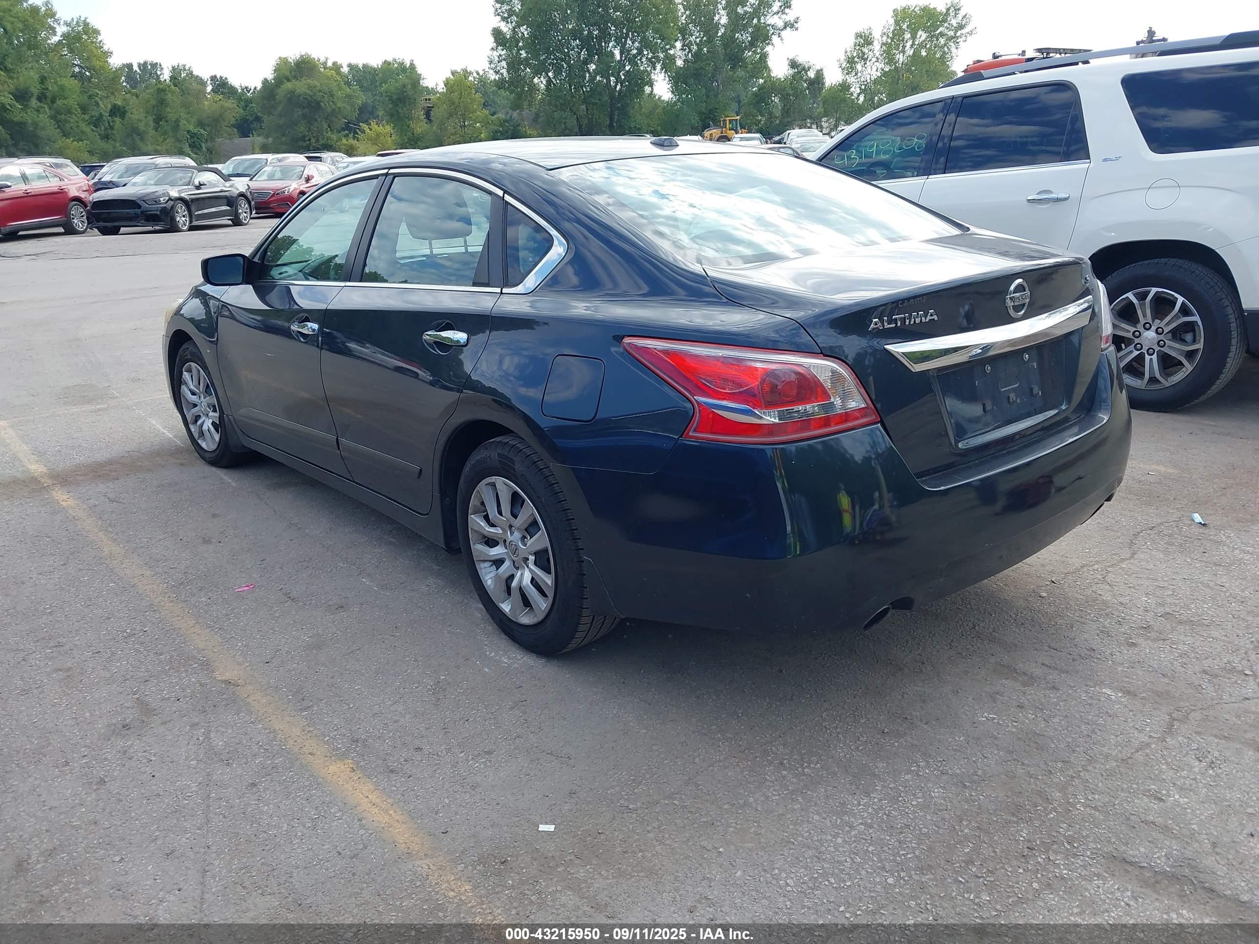 NISSAN ALTIMA image 3