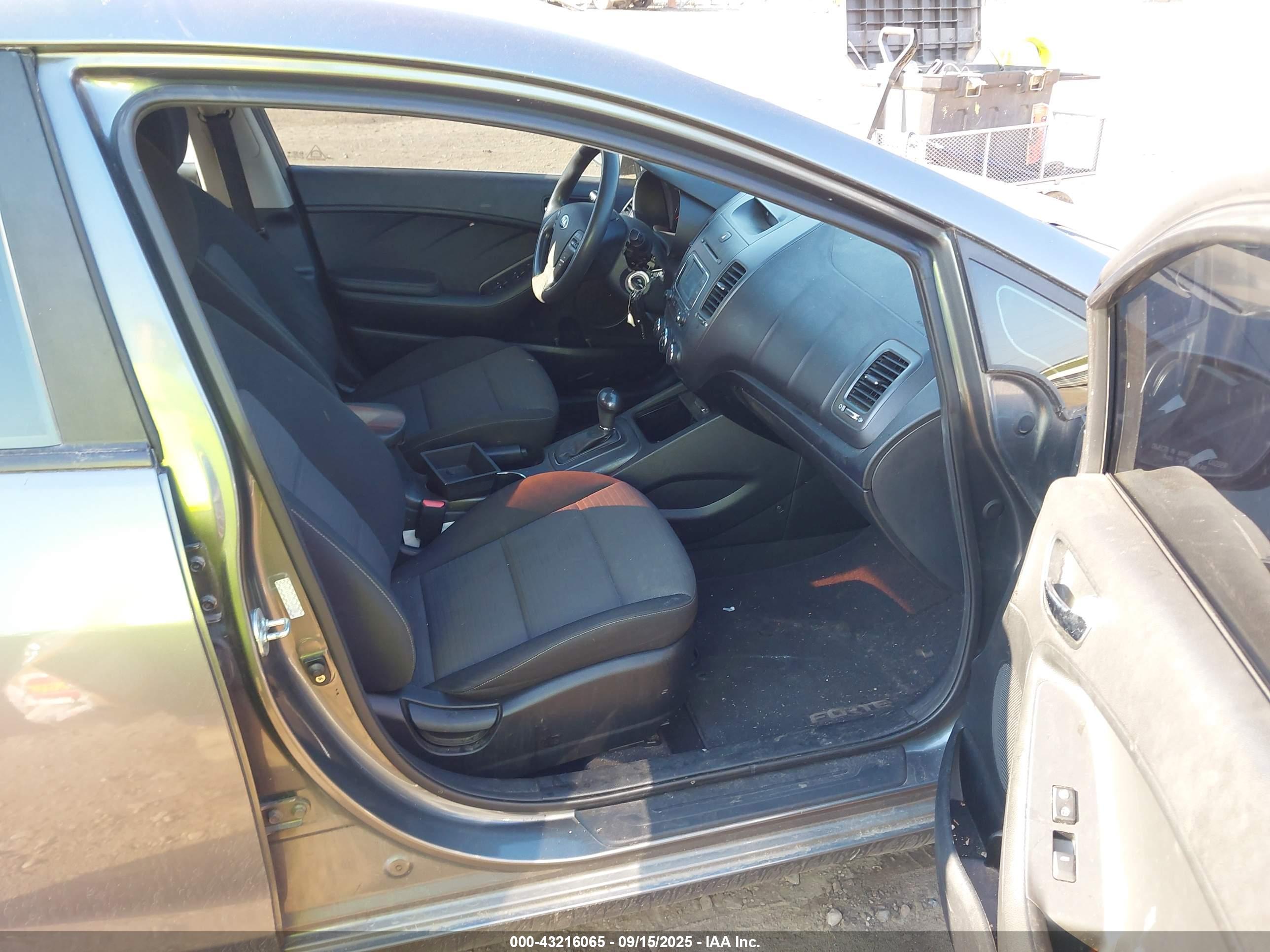 KIA FORTE image 5