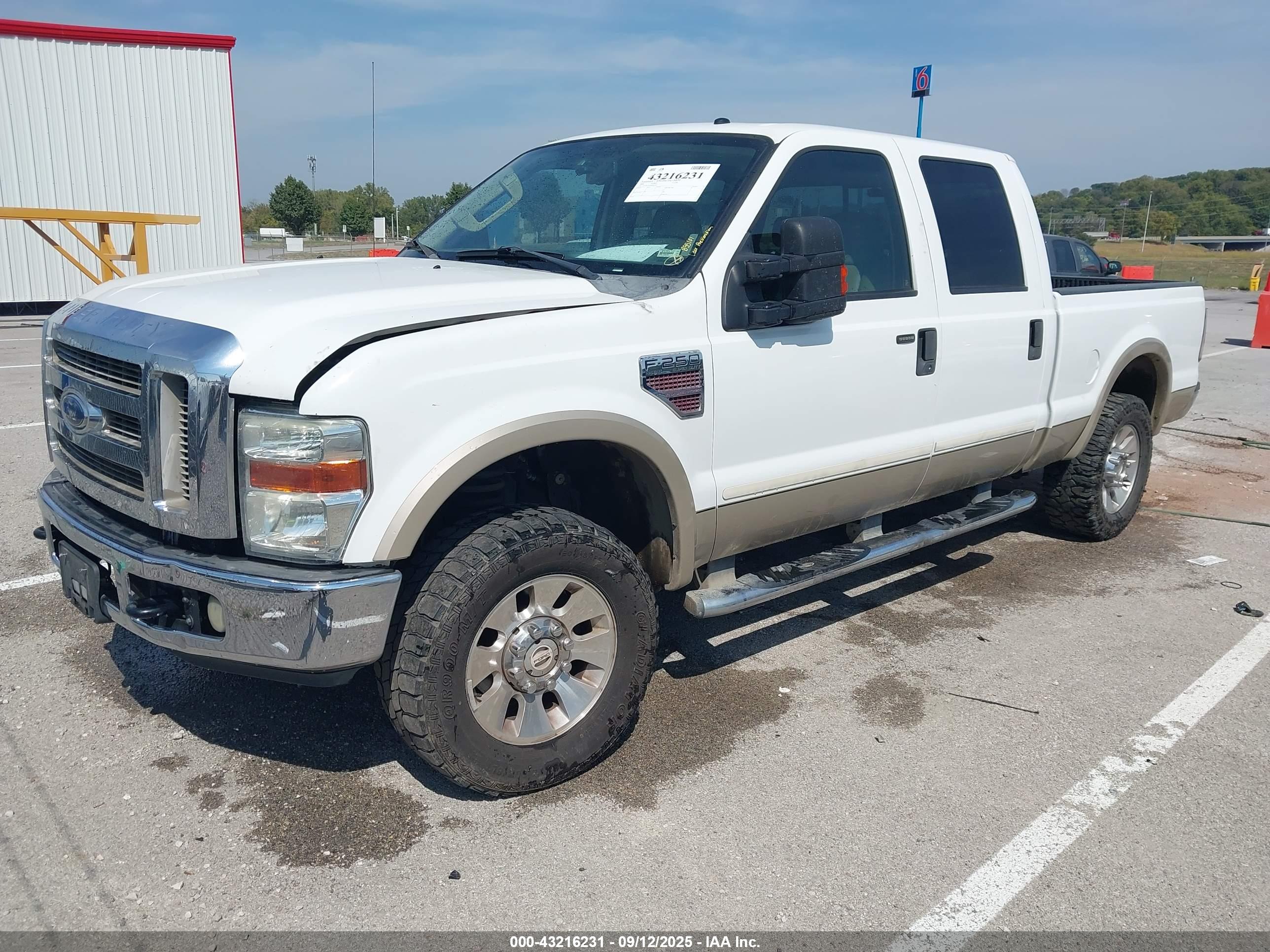 FORD F-250 image 2