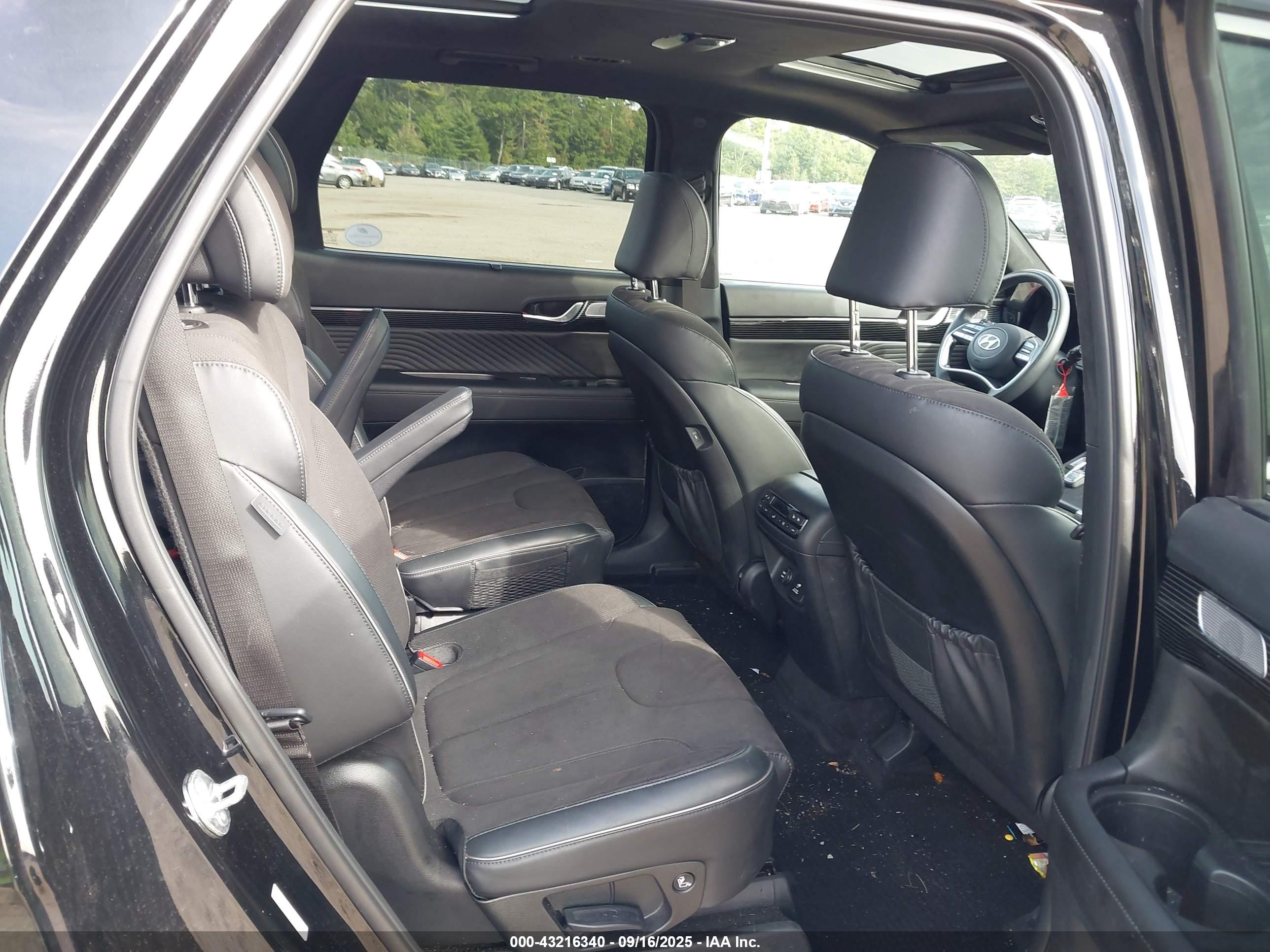 HYUNDAI PALISADE image 8