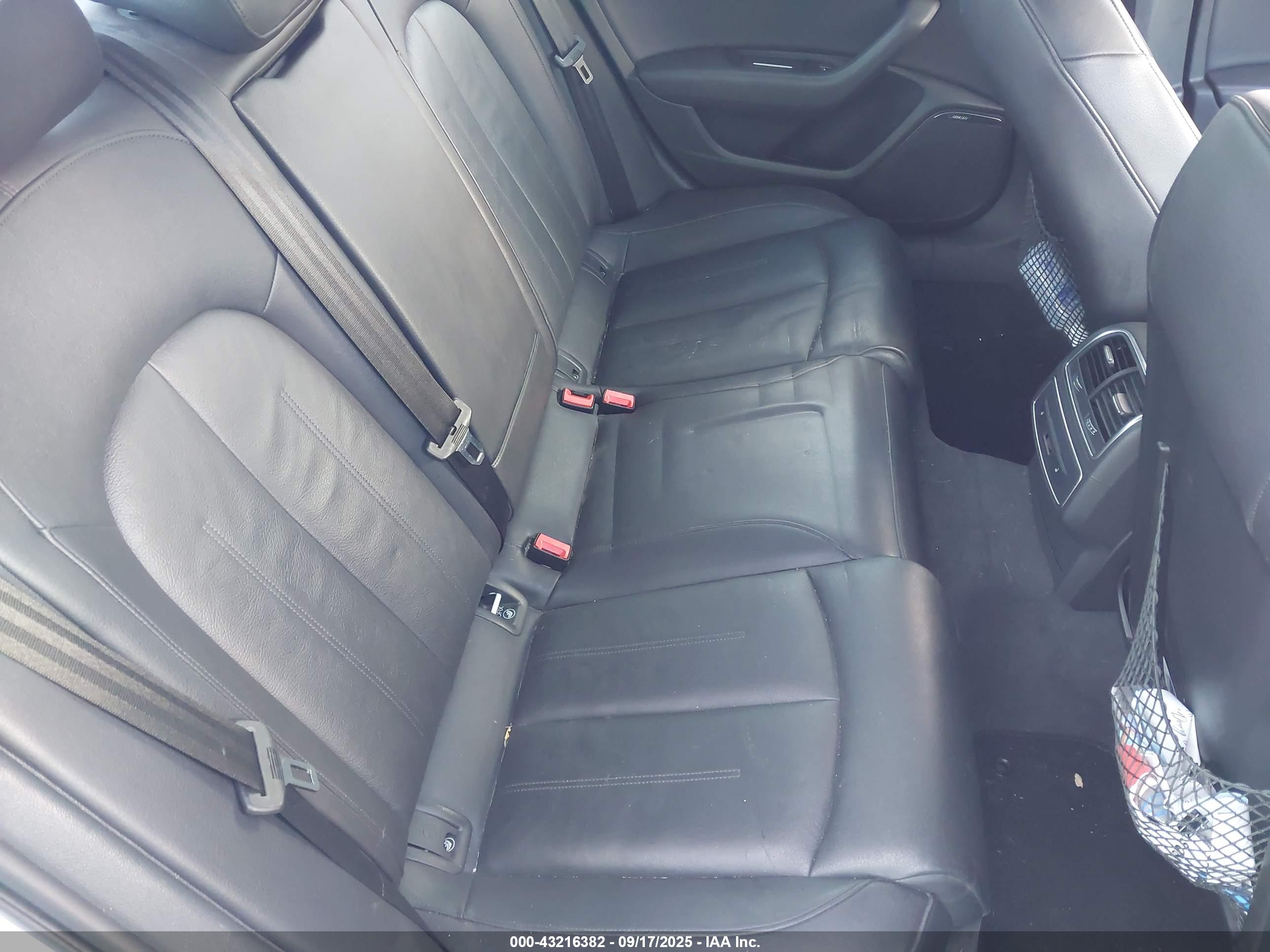 AUDI A6 image 8