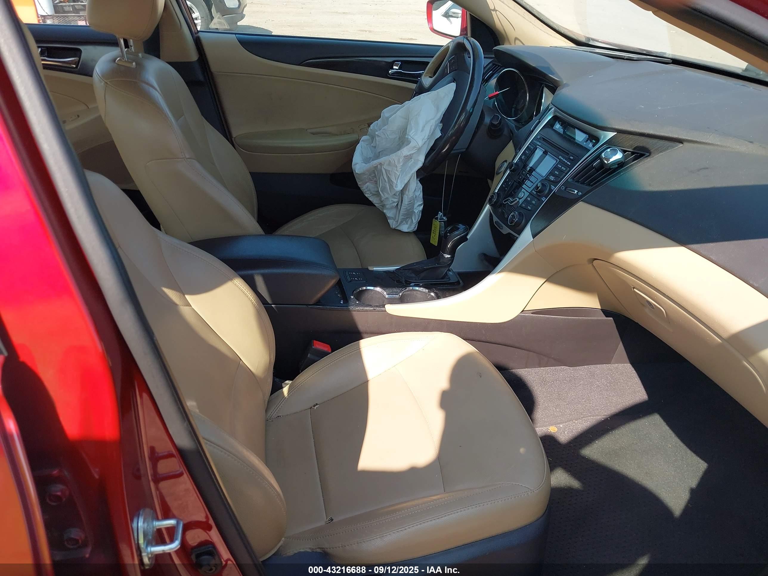 HYUNDAI SONATA image 5