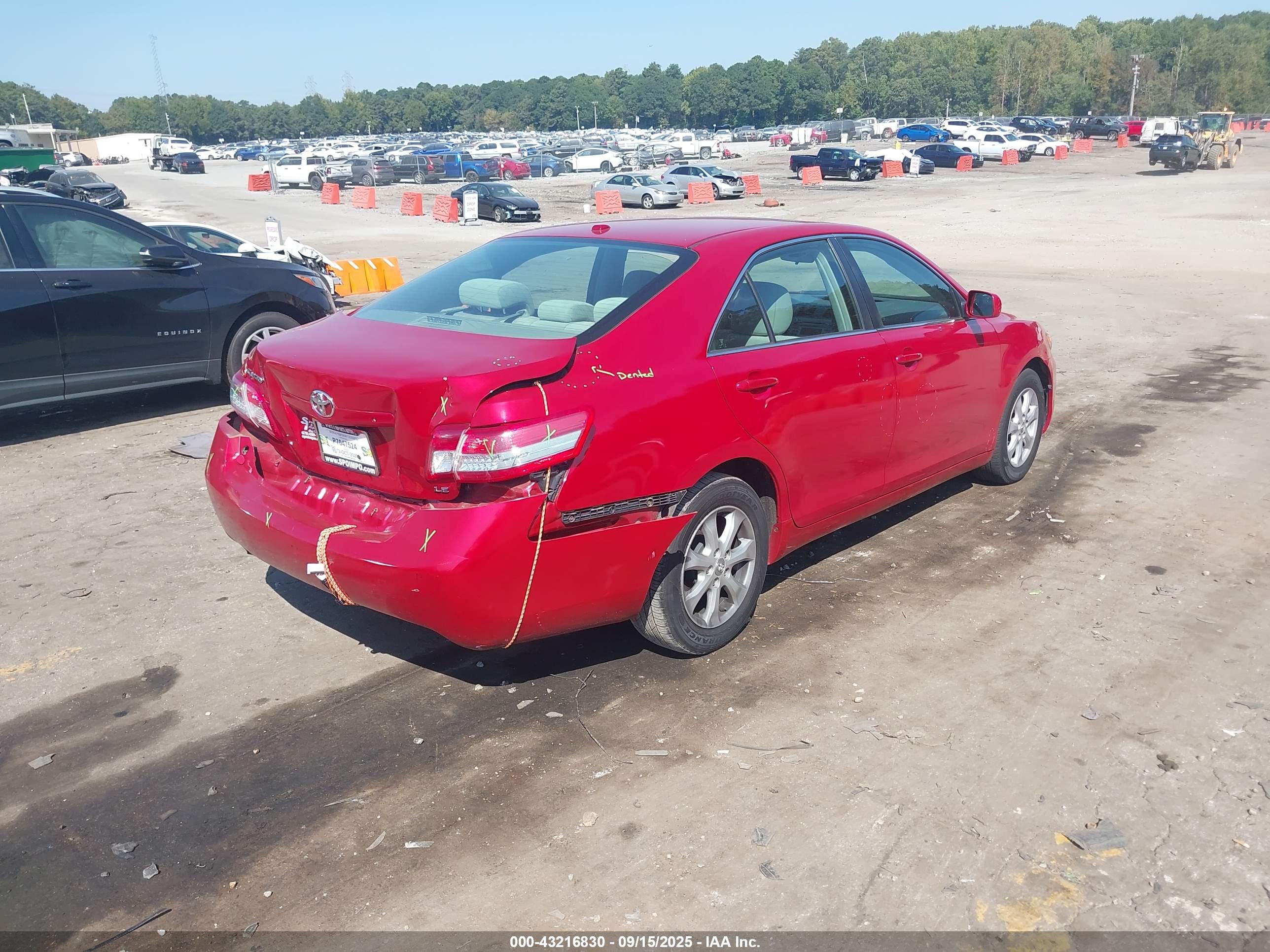 TOYOTA CAMRY image 4