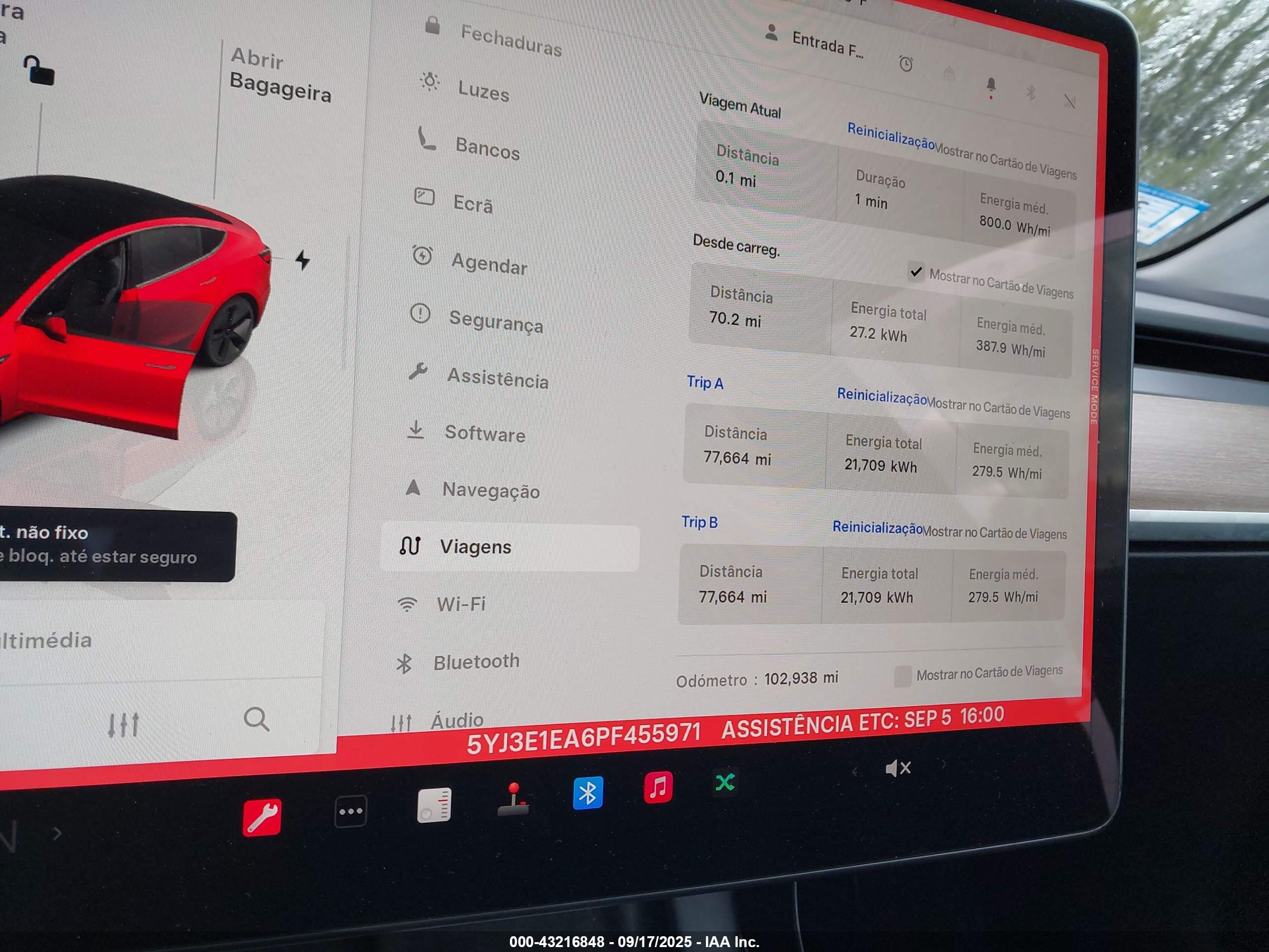 TESLA MODEL image 7