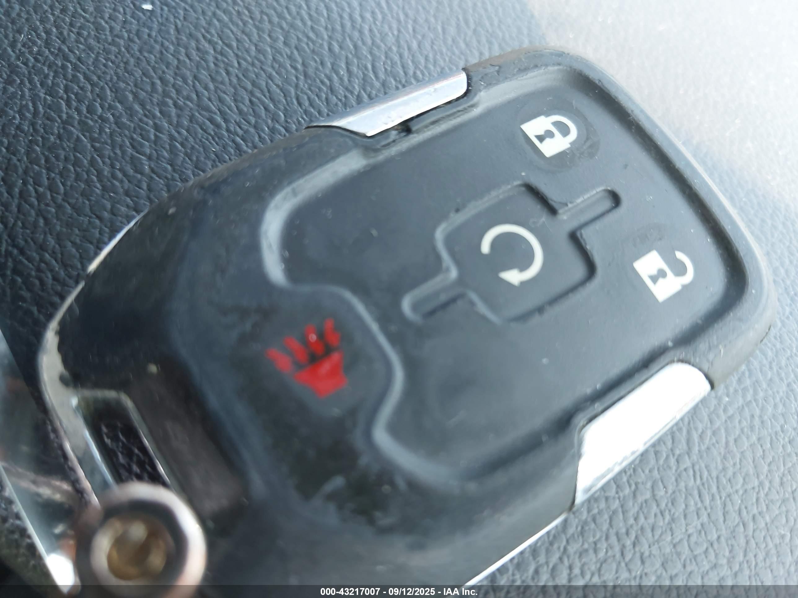 GMC ACADIA image 11
