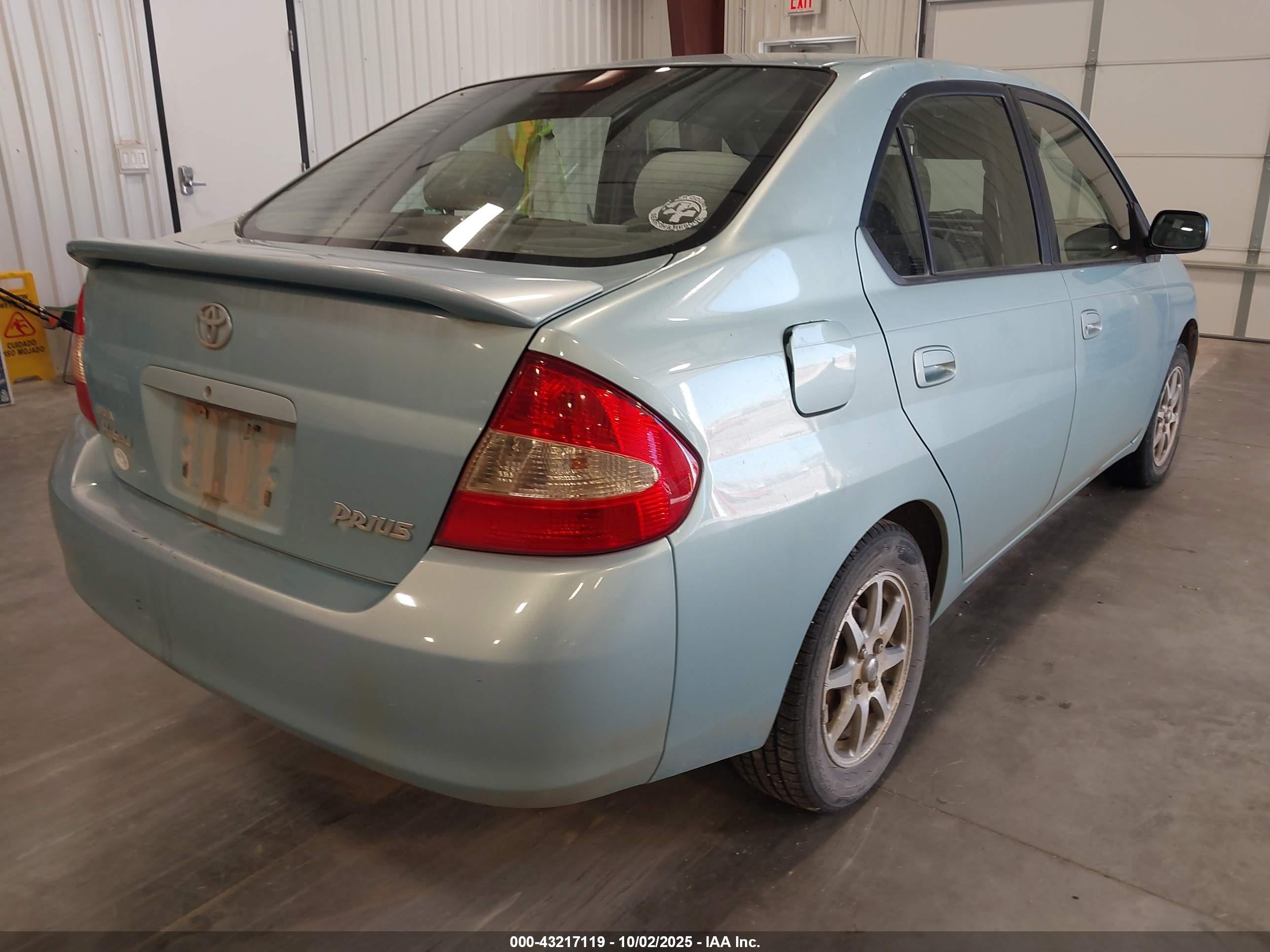 TOYOTA PRIUS image 4