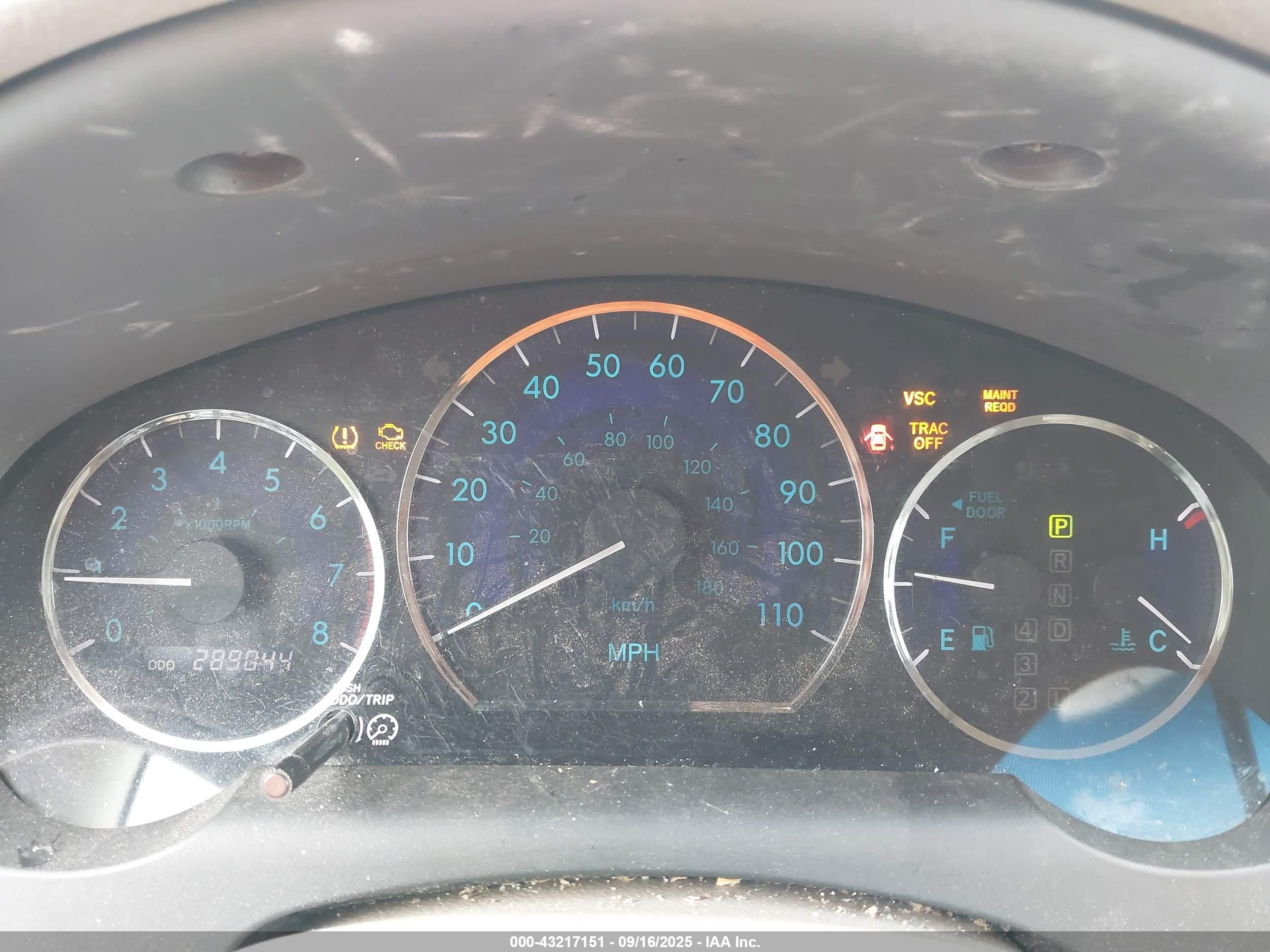 TOYOTA SIENNA image 7