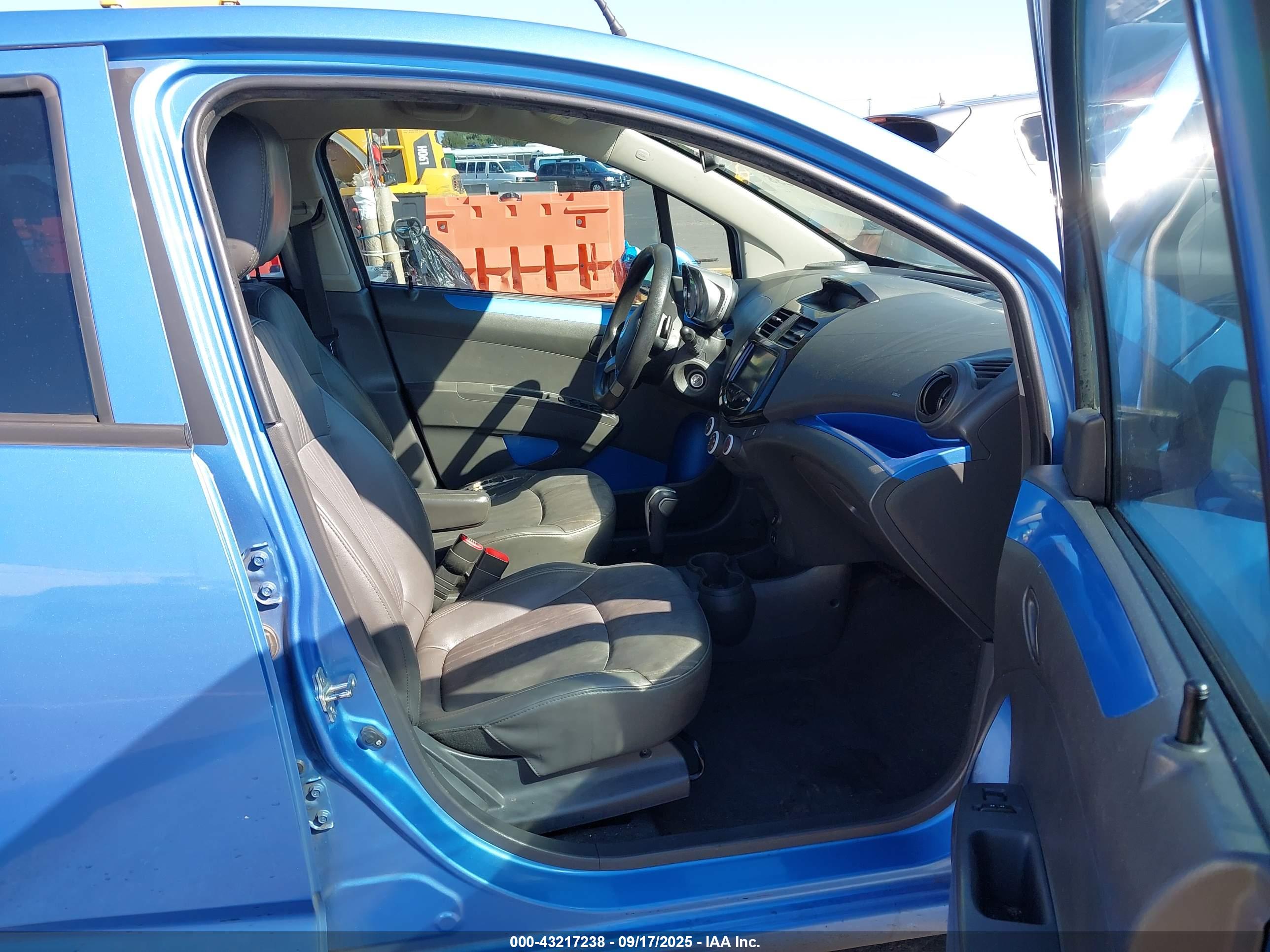 CHEVROLET SPARK image 5