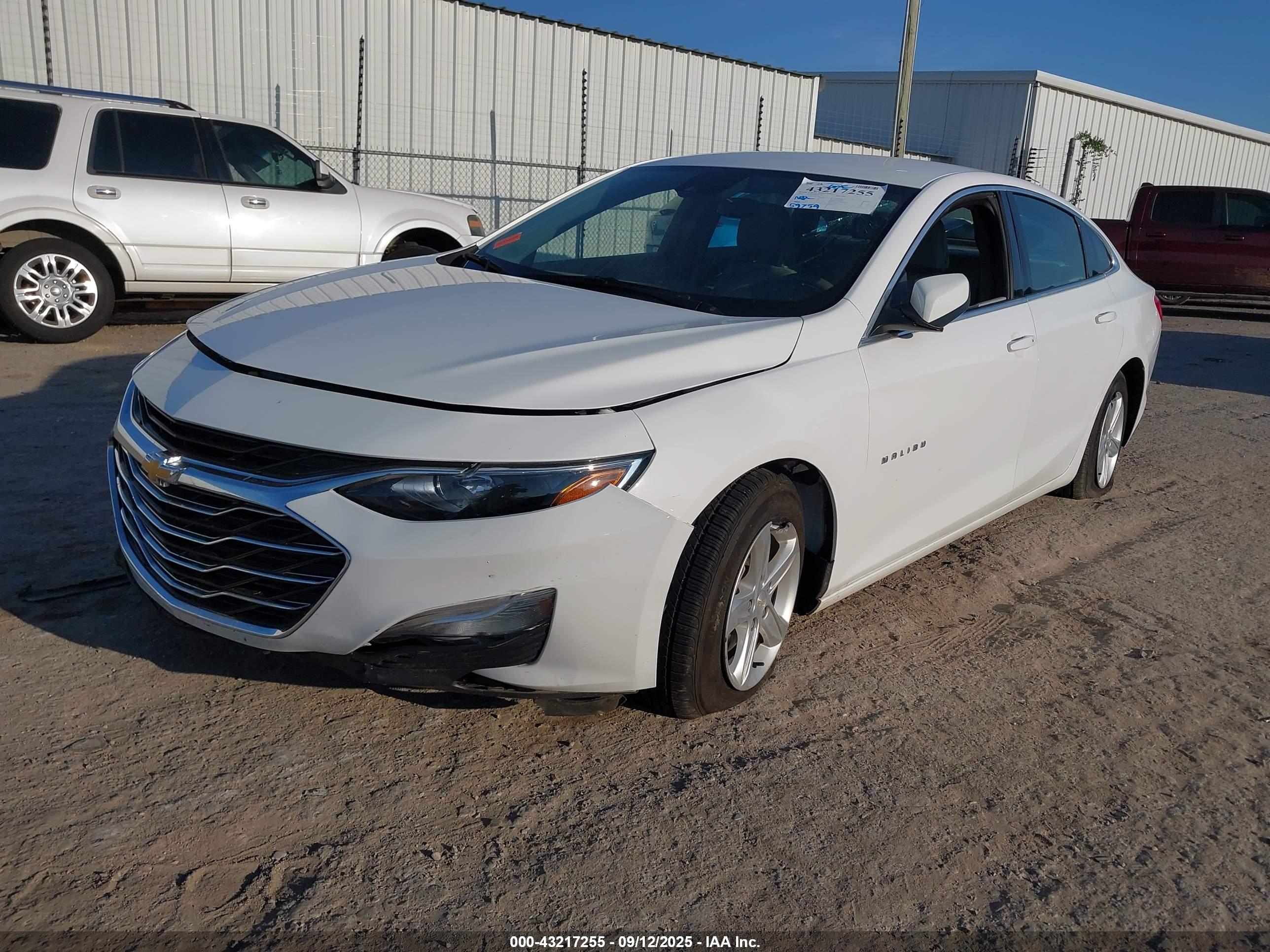 CHEVROLET MALIBU image 2