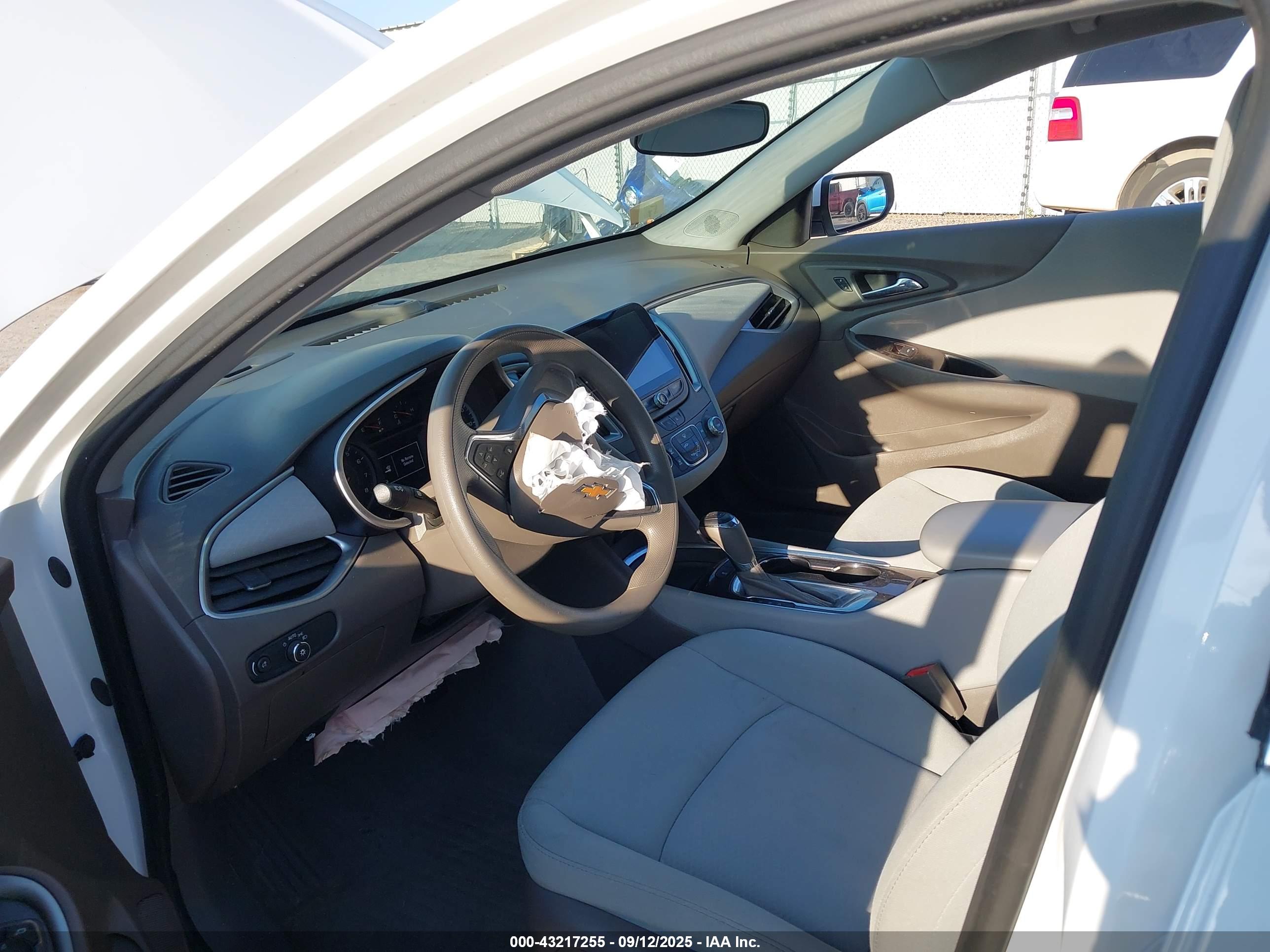 CHEVROLET MALIBU image 5