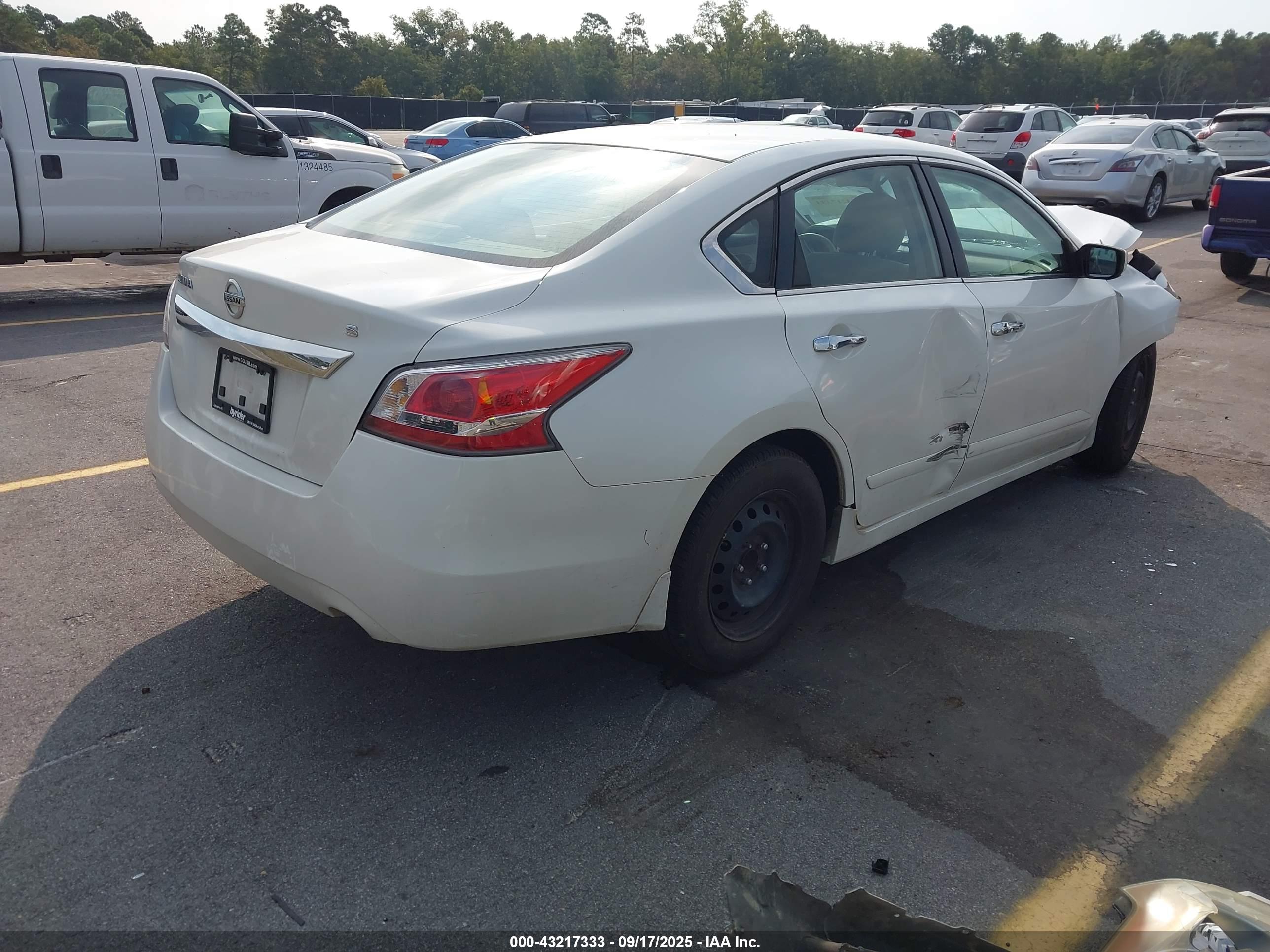 NISSAN ALTIMA image 4