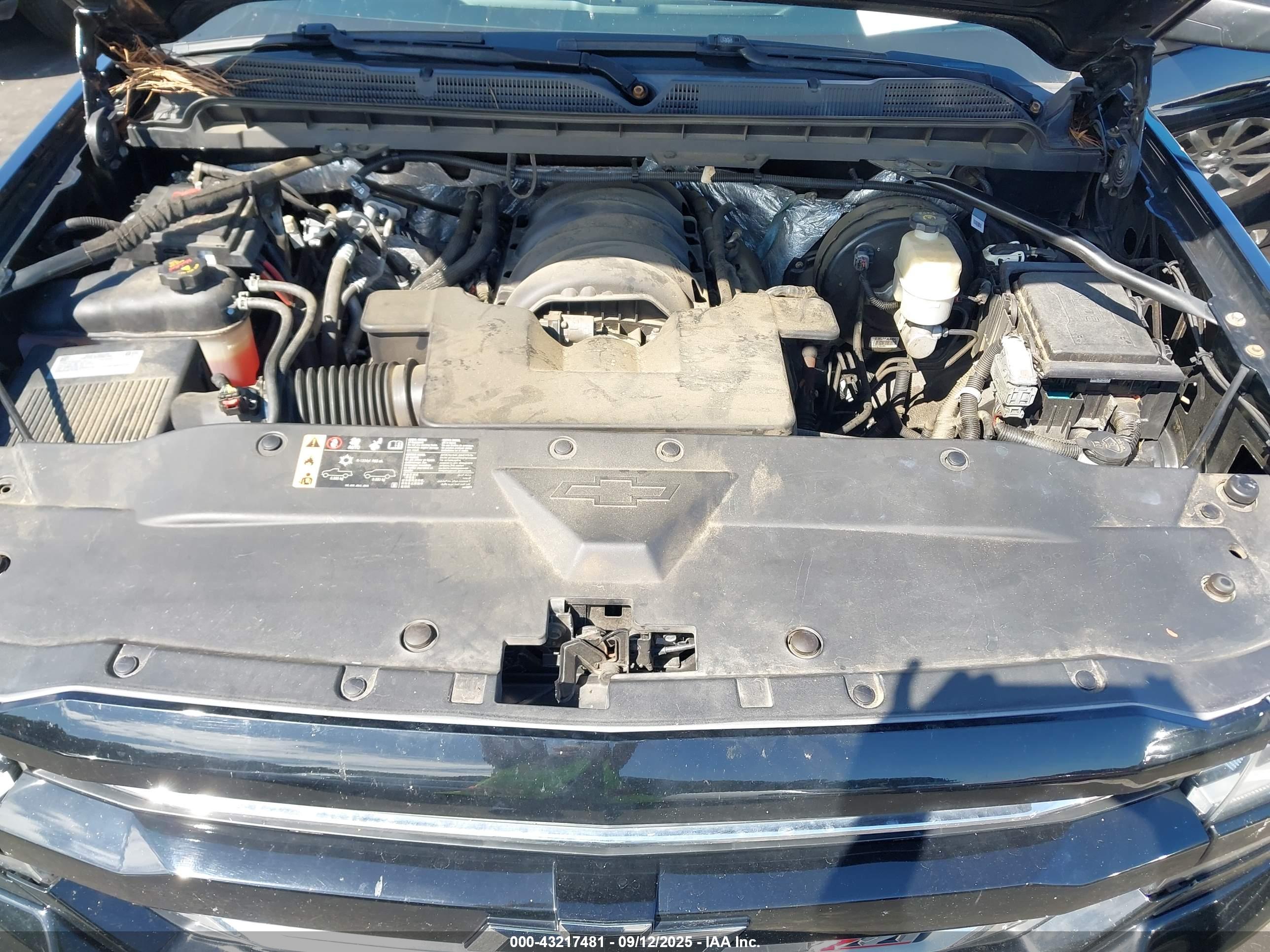 CHEVROLET SILVERADO image 10