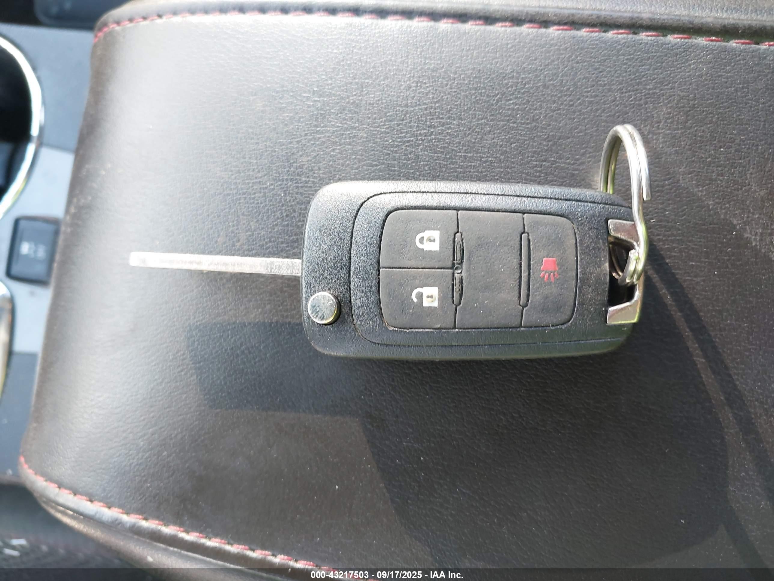CHEVROLET EQUINOX image 11