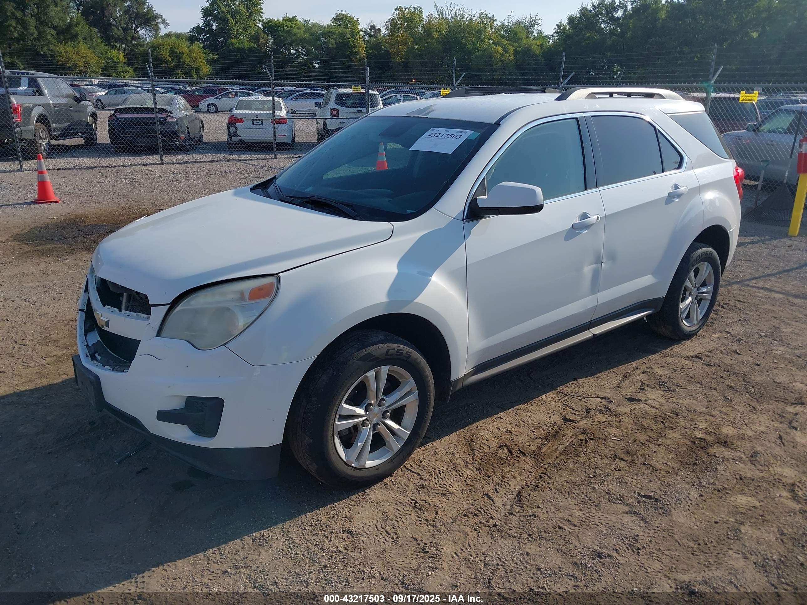 CHEVROLET EQUINOX image 2
