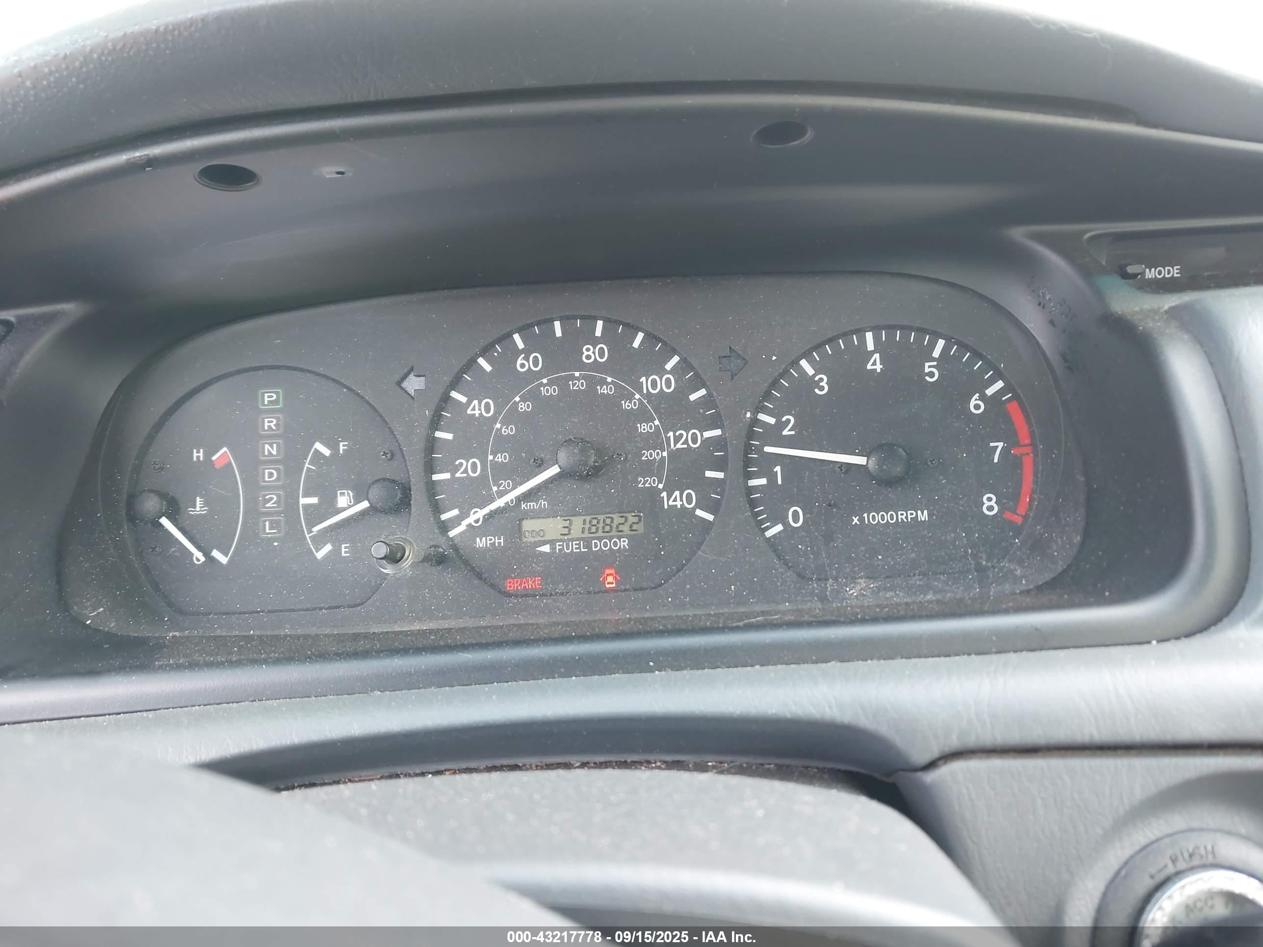 TOYOTA CAMRY image 7