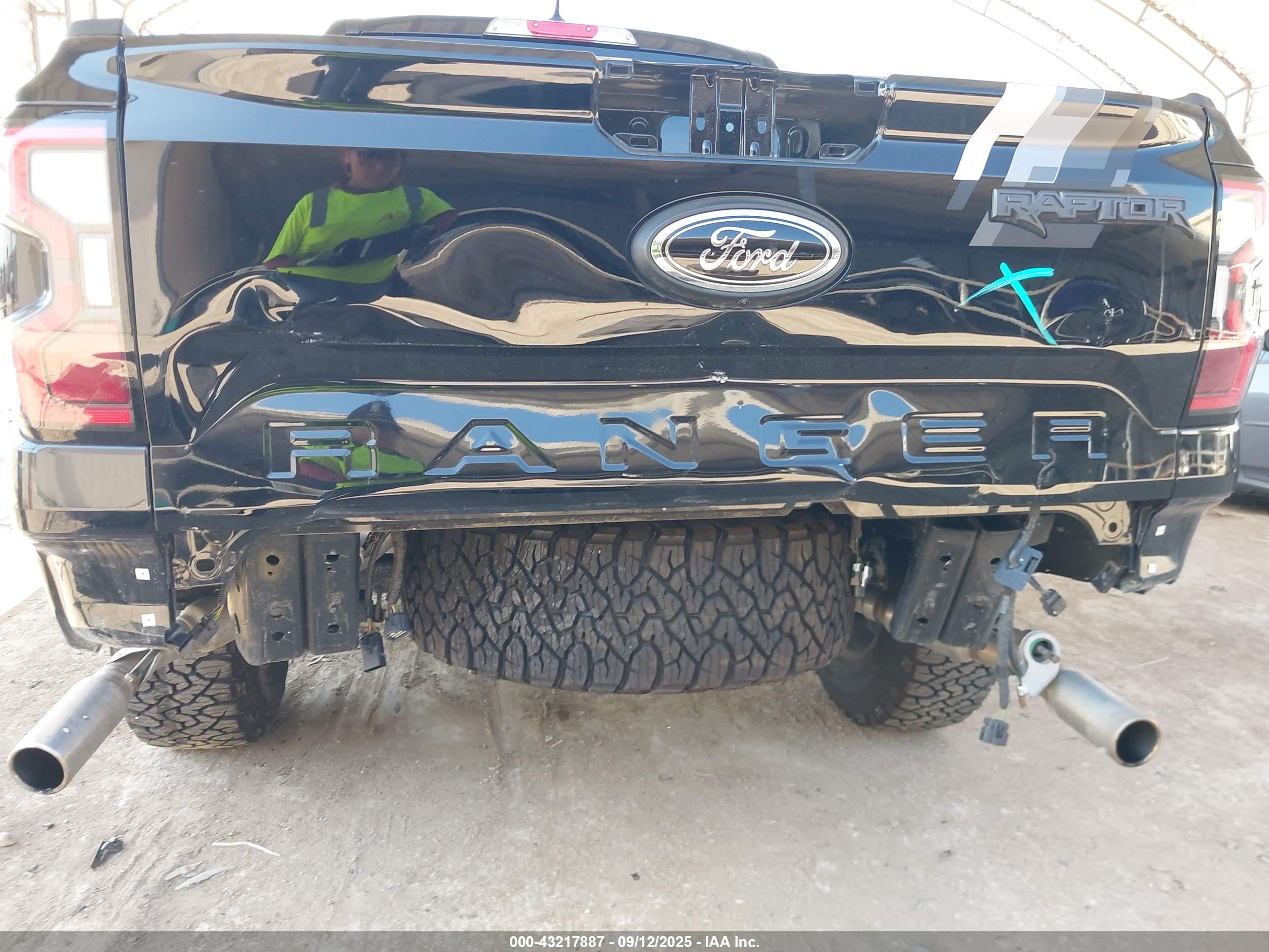 FORD RANGER image 6