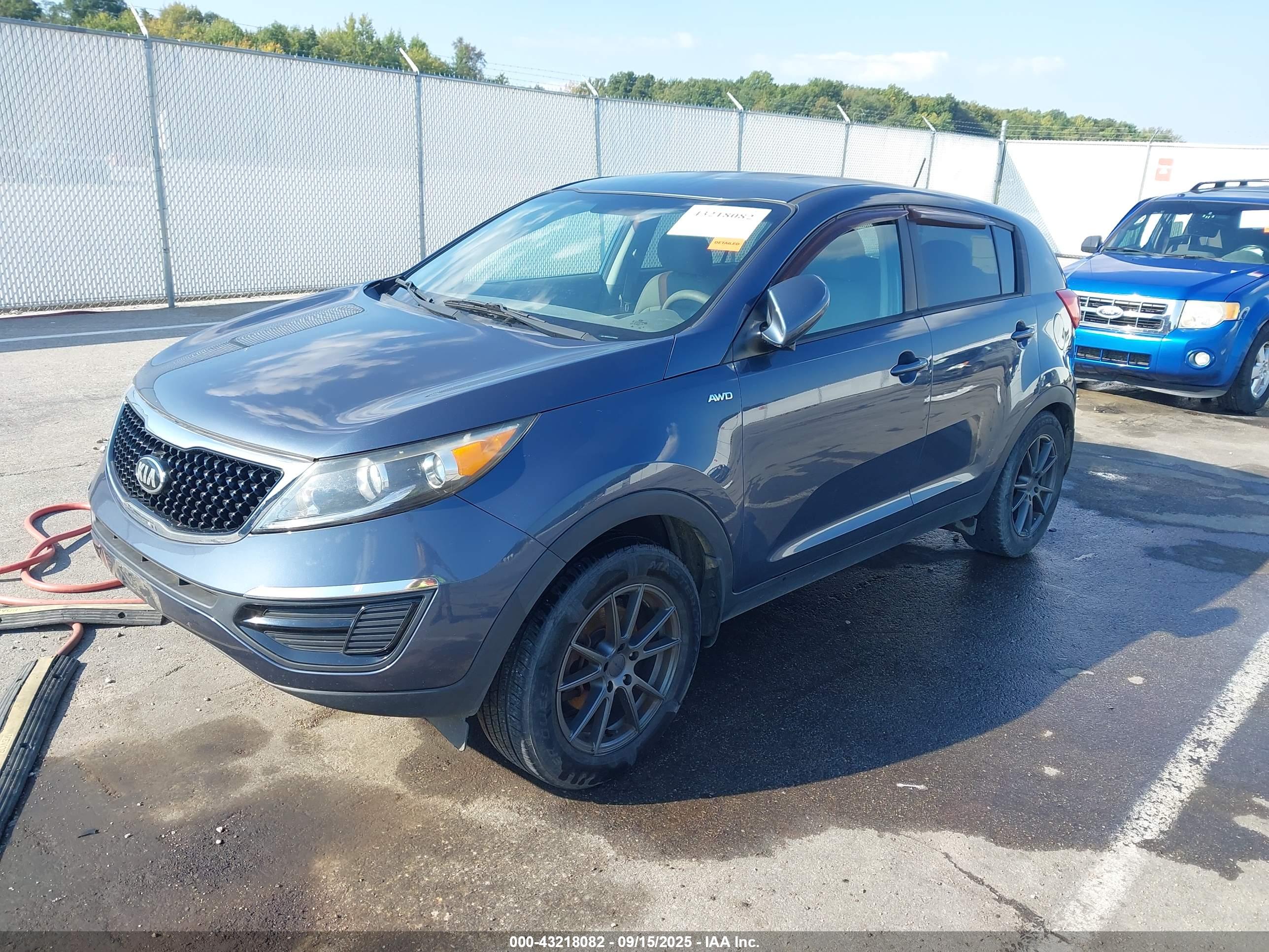 KIA SPORTAGE image 2