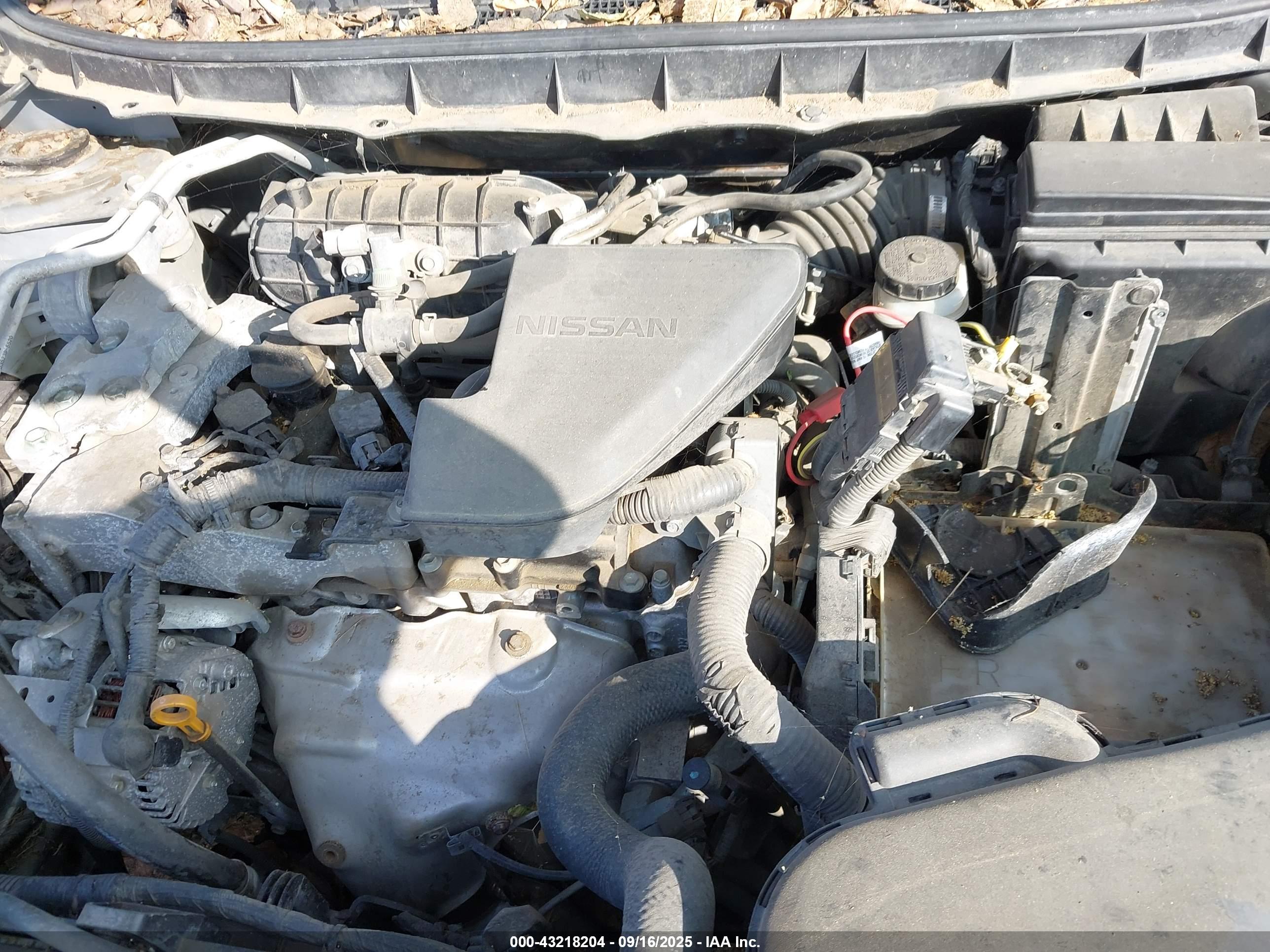 NISSAN ROGUE image 10