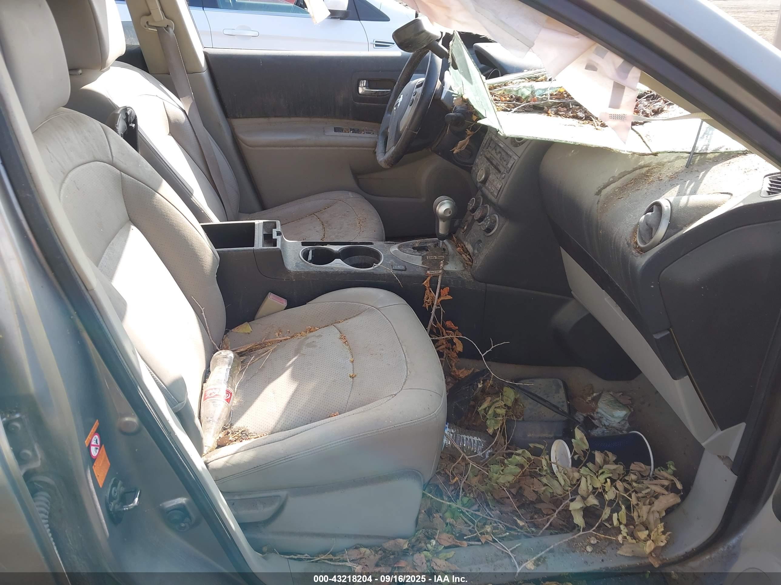 NISSAN ROGUE image 5