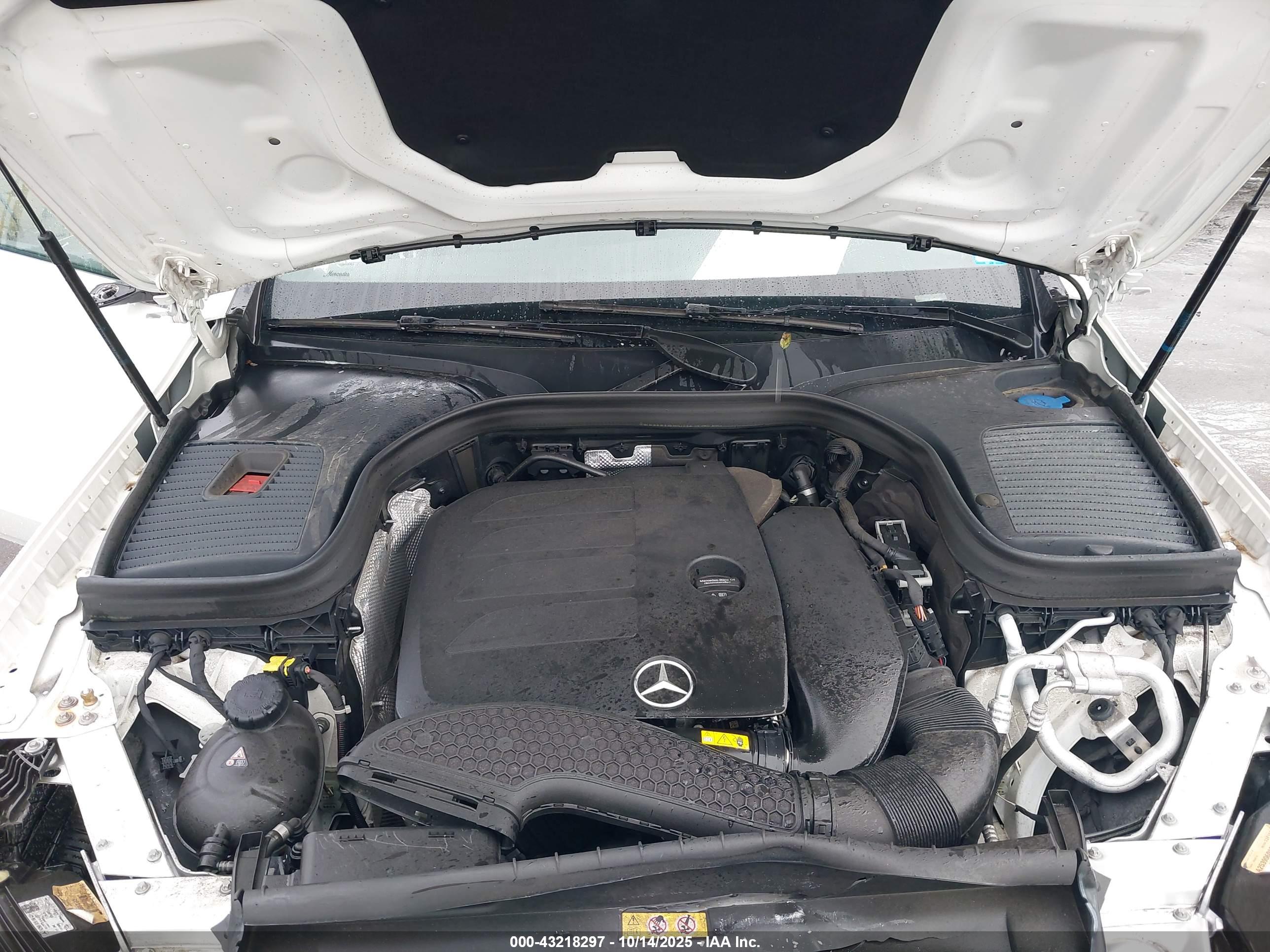 MERCEDES-BENZ GLC image 10