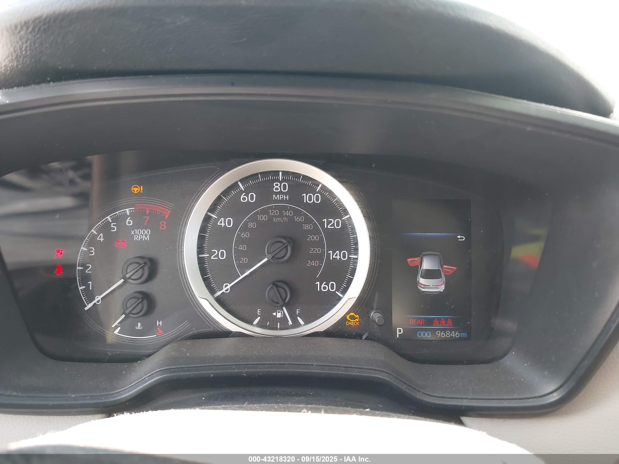 TOYOTA COROLLA image 7
