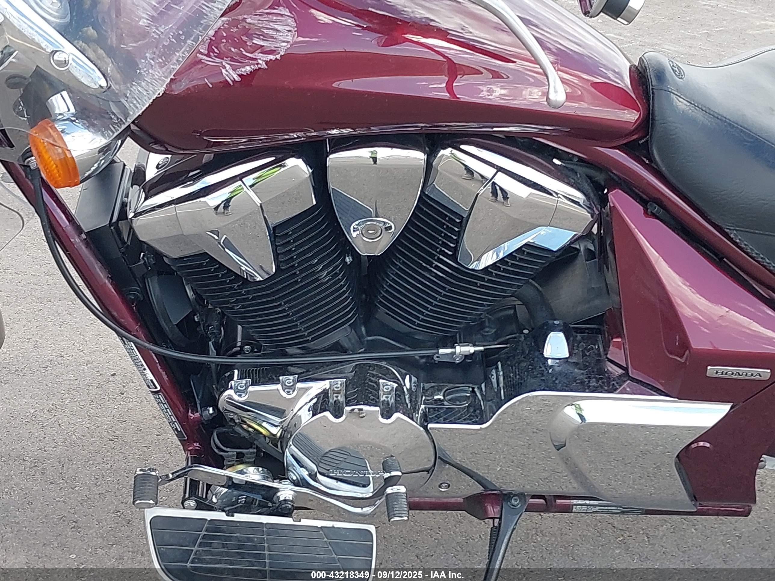 HONDA VT1300 image 9