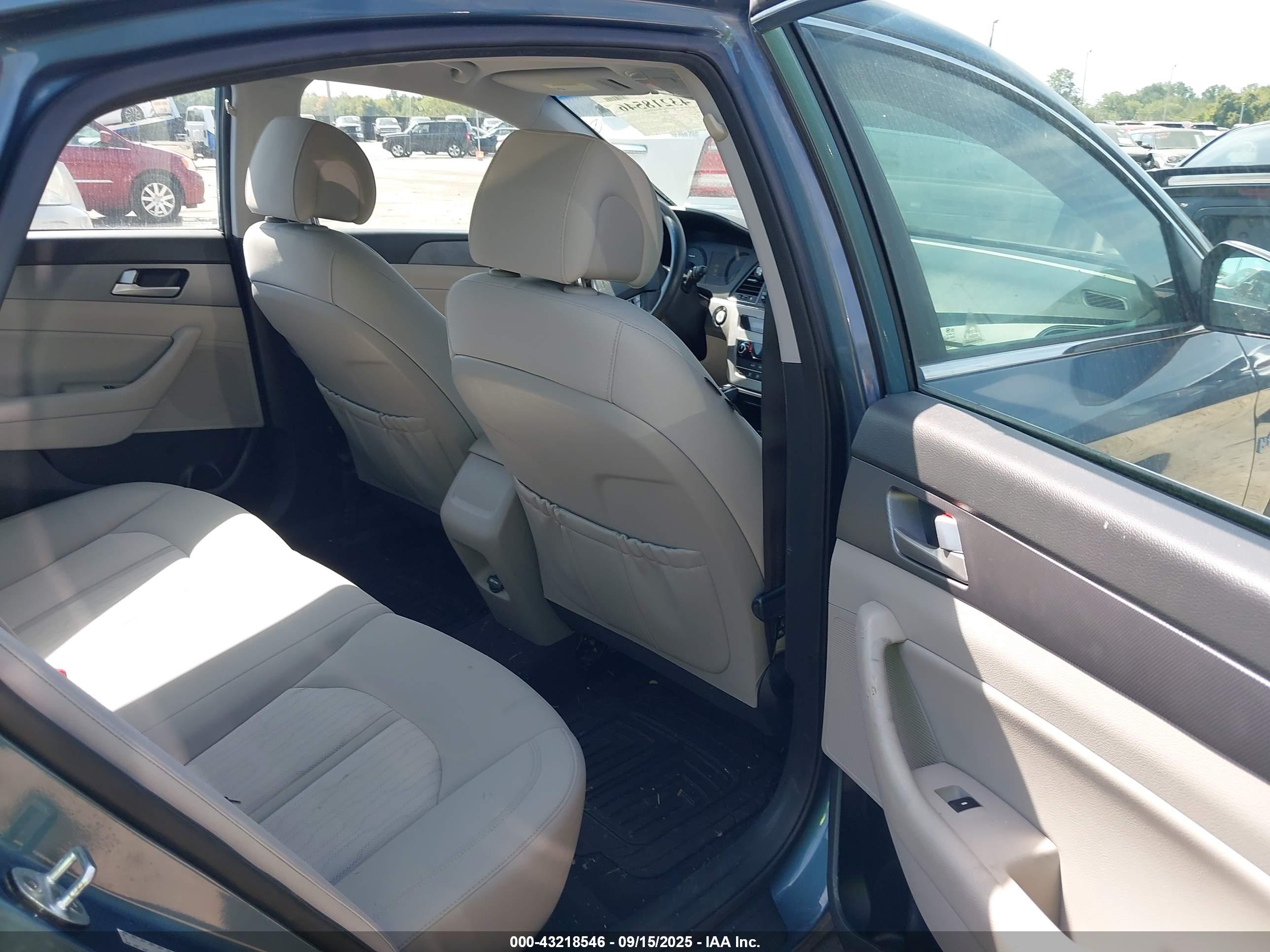 HYUNDAI SONATA image 8