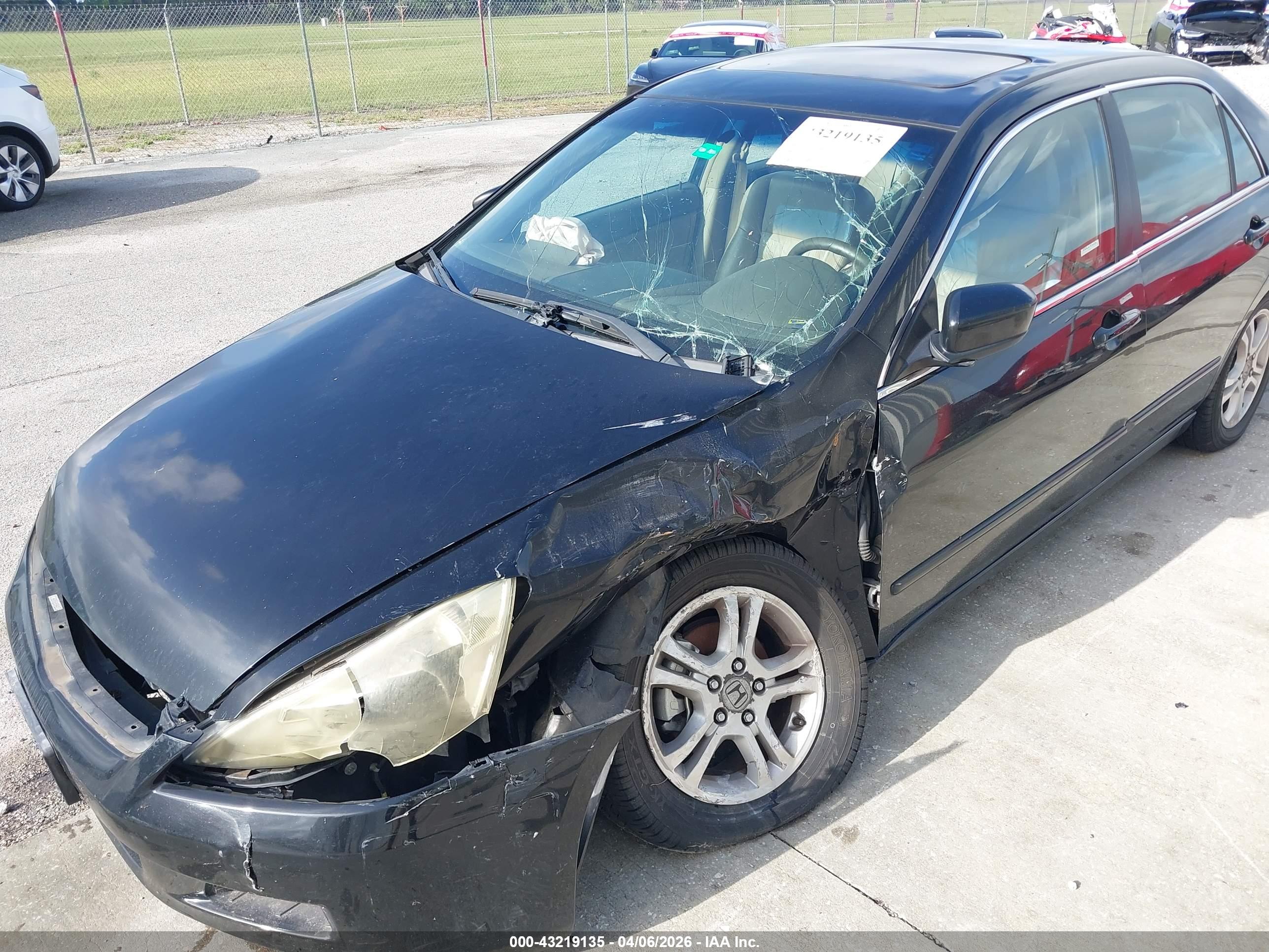 HONDA ACCORD image 6