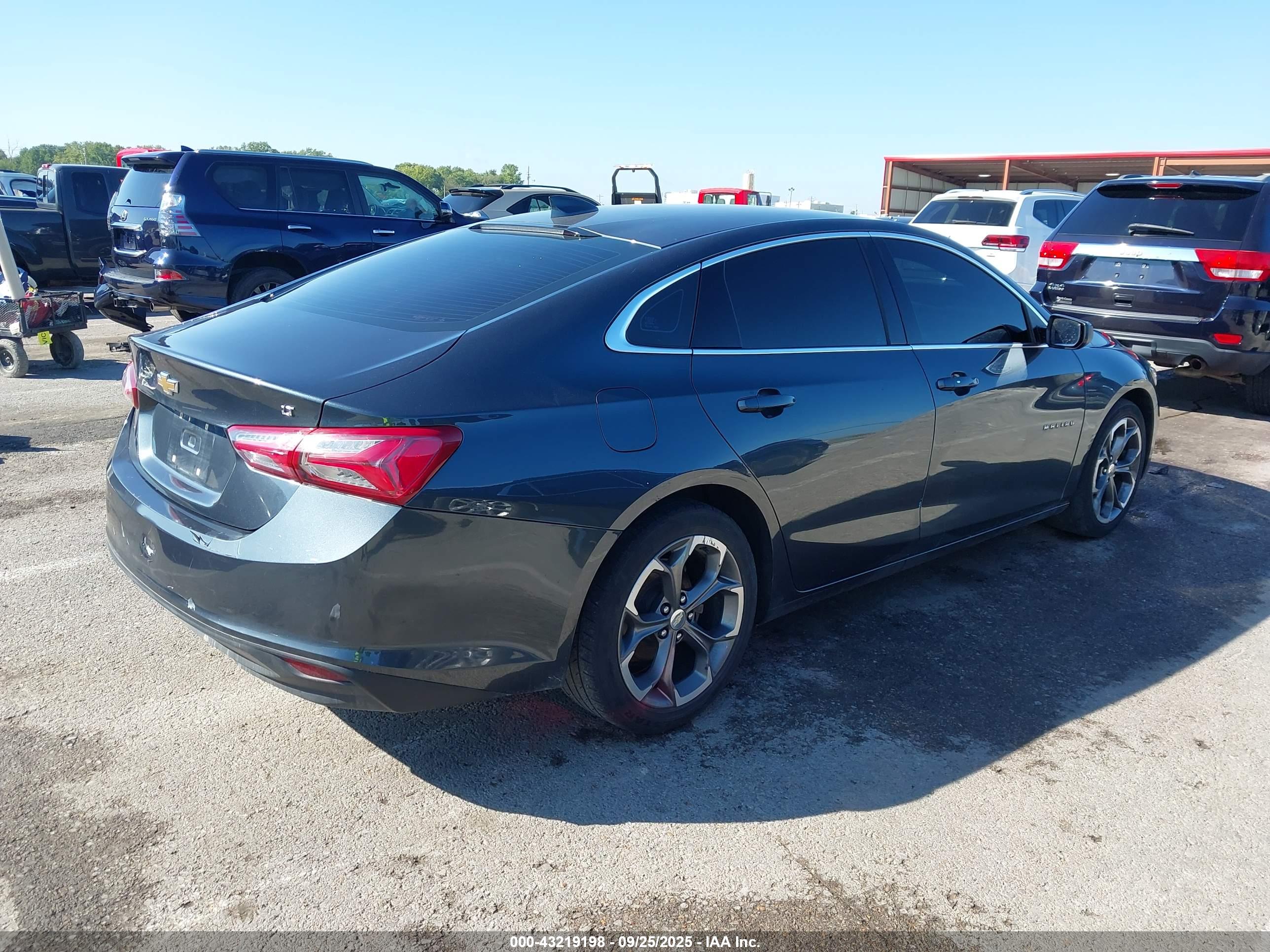CHEVROLET MALIBU image 4