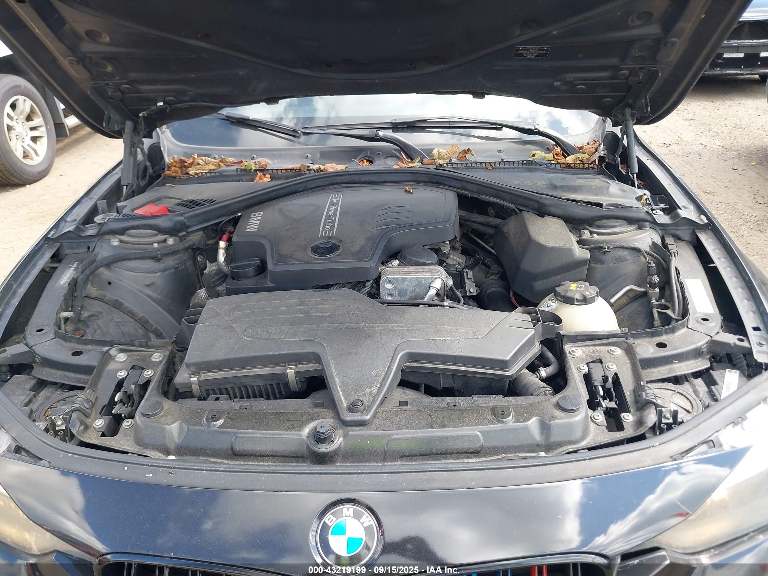 BMW 328I image 10