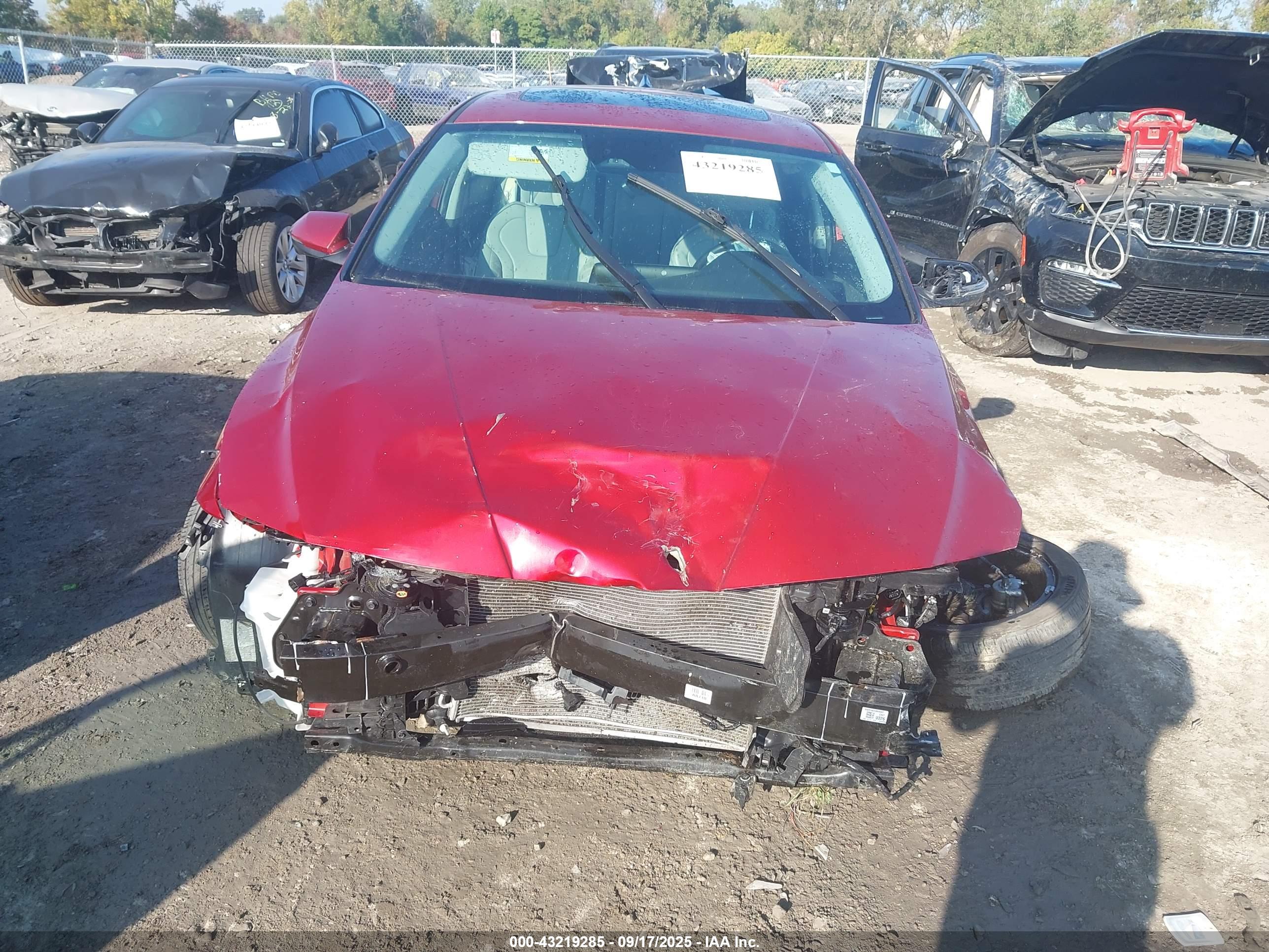 HYUNDAI ELANTRA image 6