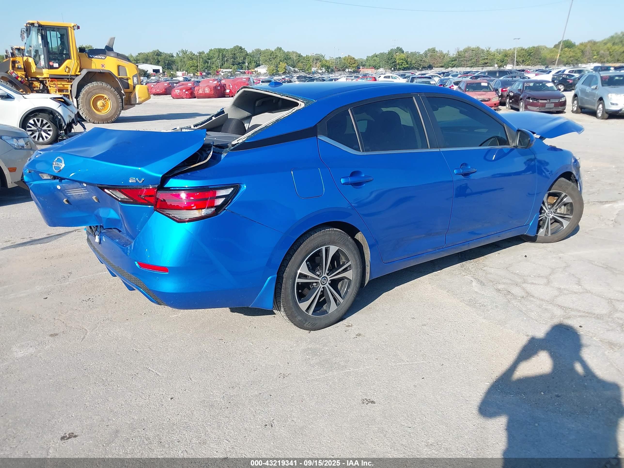 NISSAN SENTRA image 4