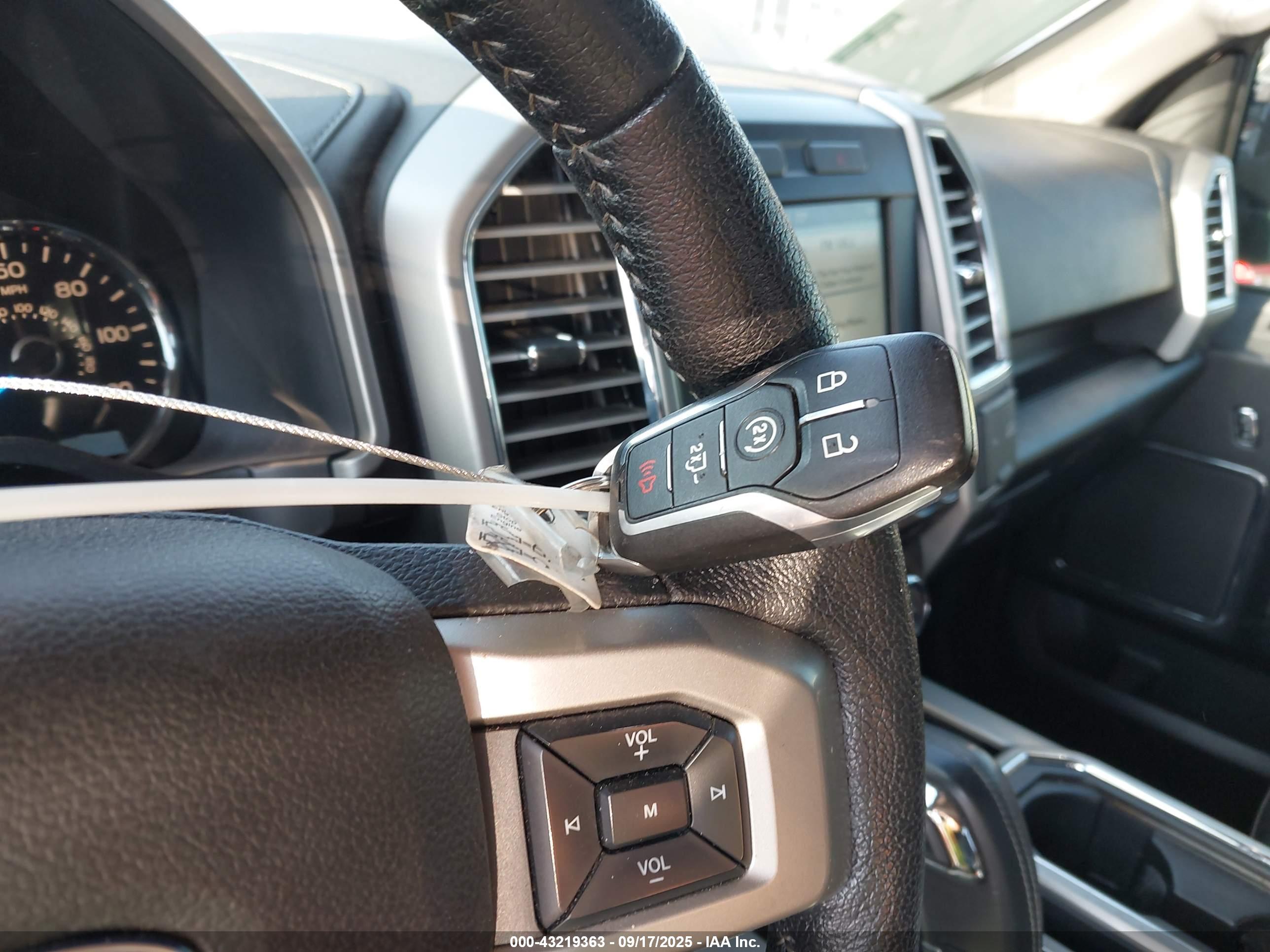 FORD F-150 image 11